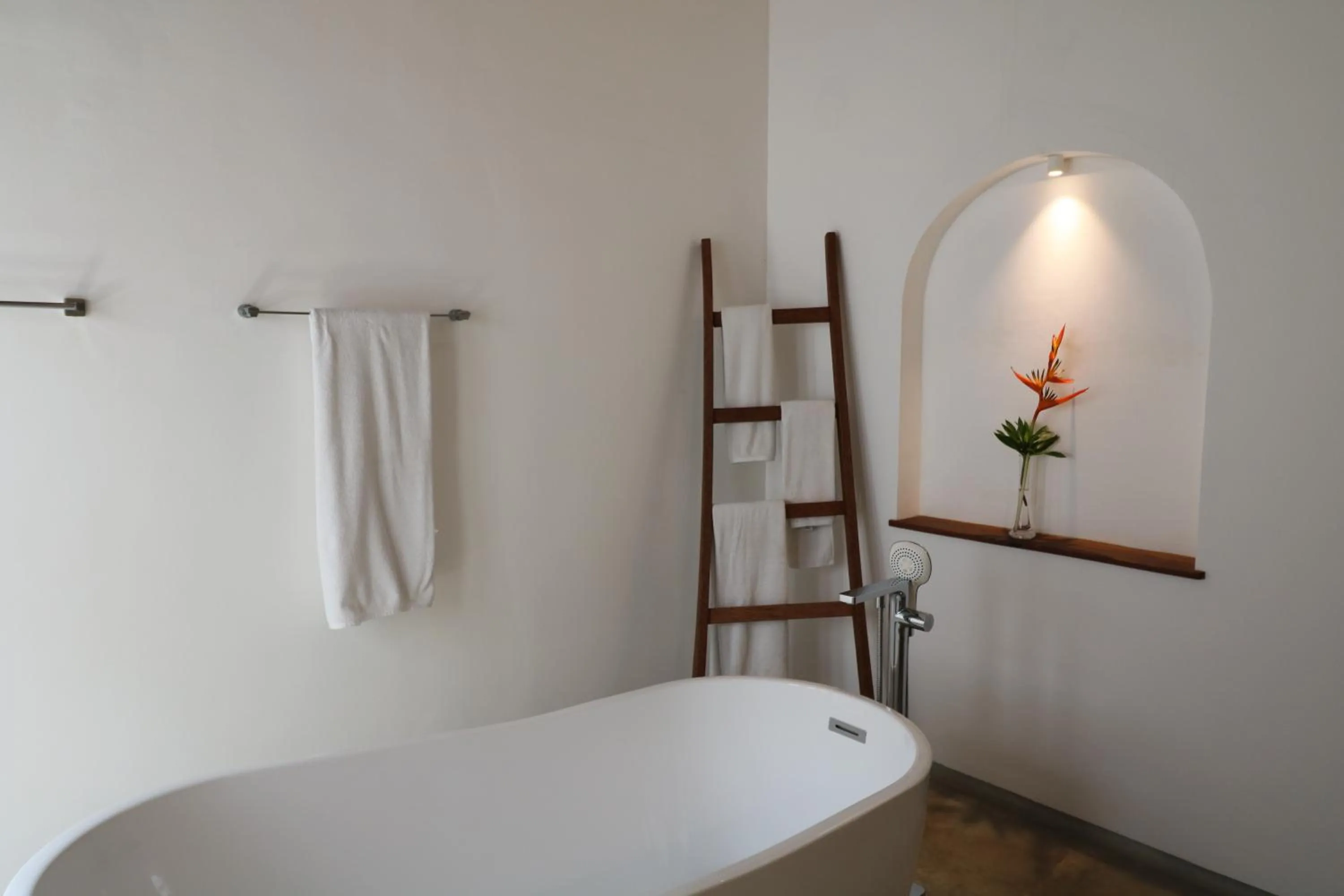 Bathroom in Villa 700 by Amaya