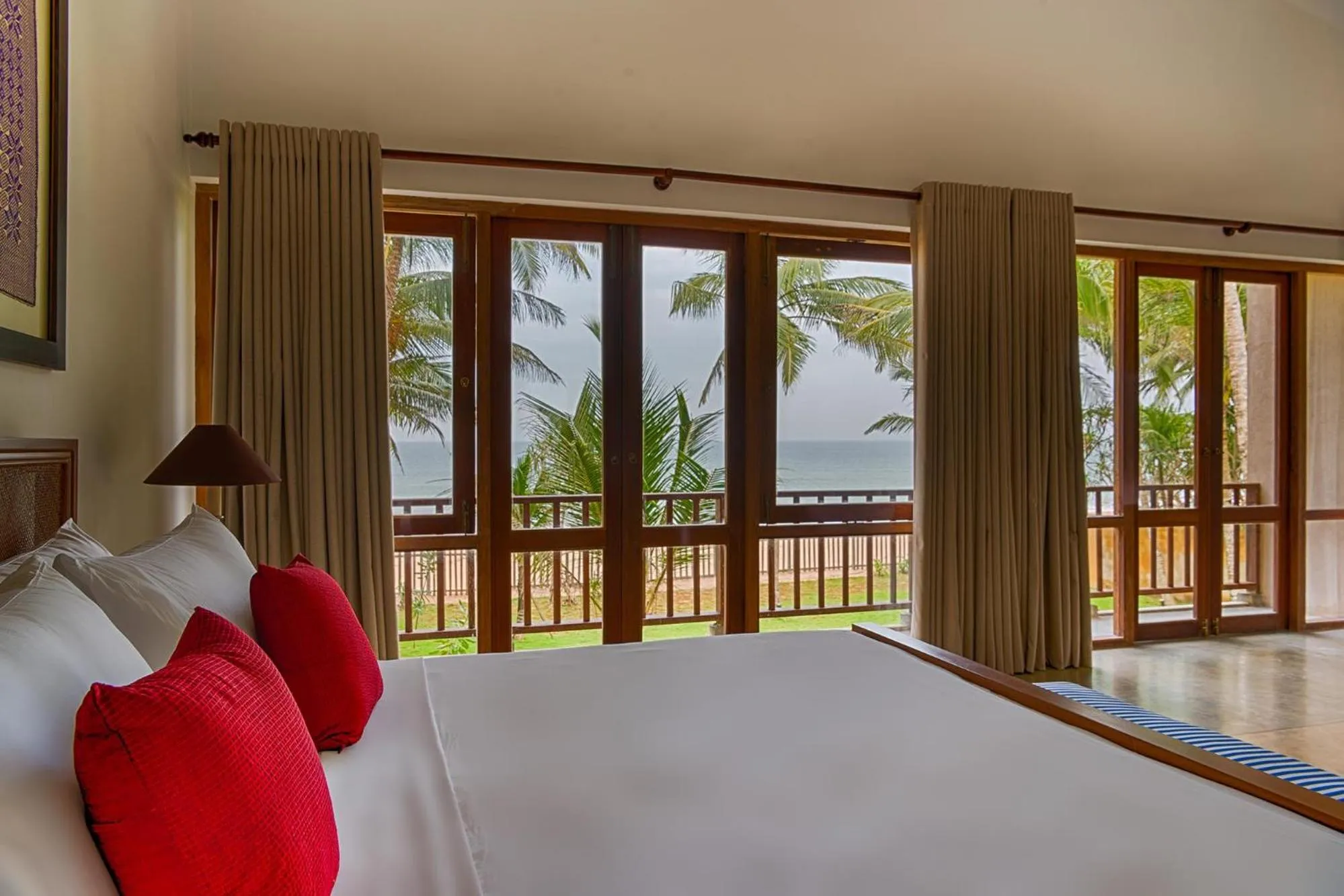 Bed in Villa 700 by Amaya