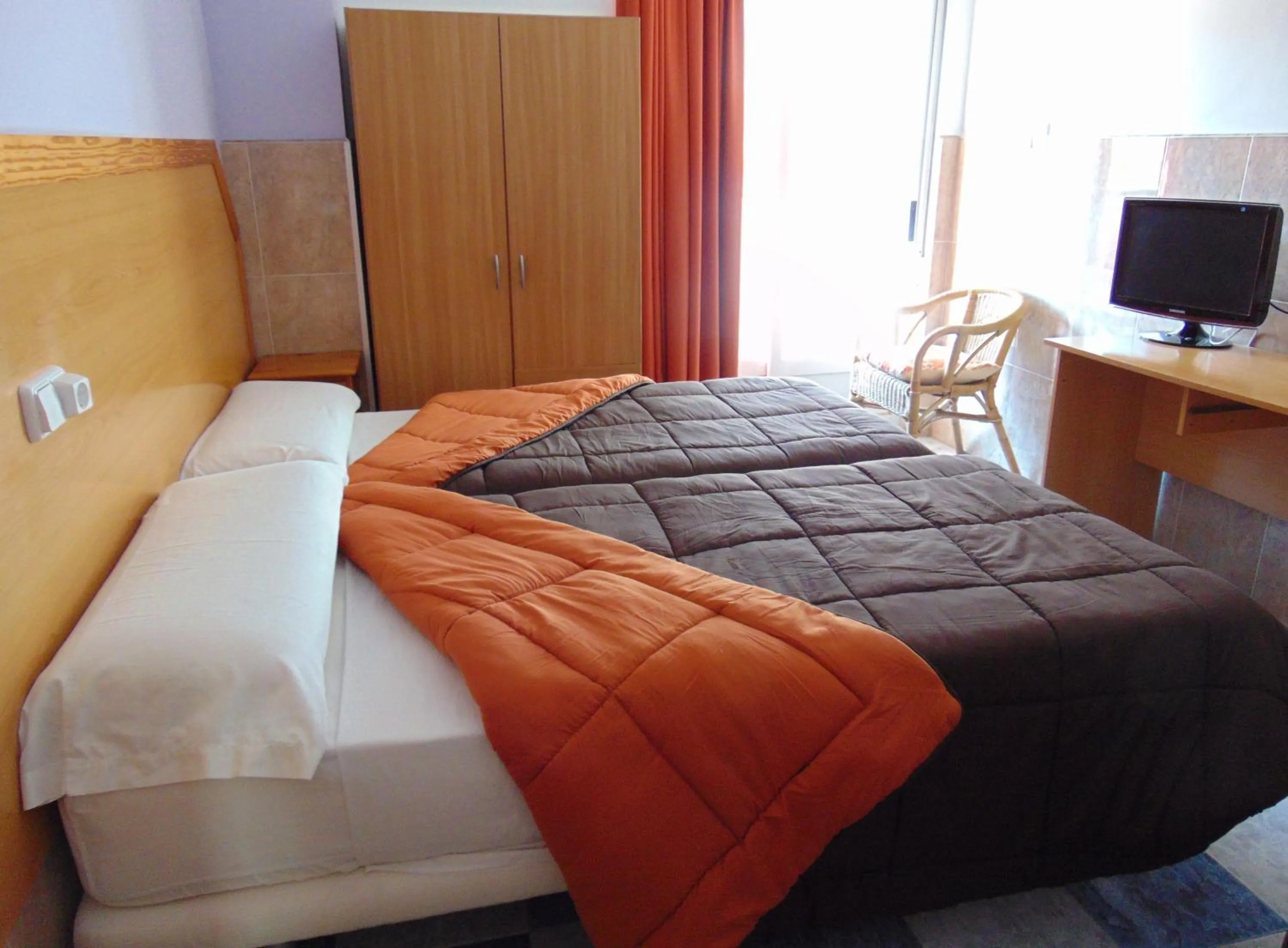 Day, Bed in Hotel Libertador