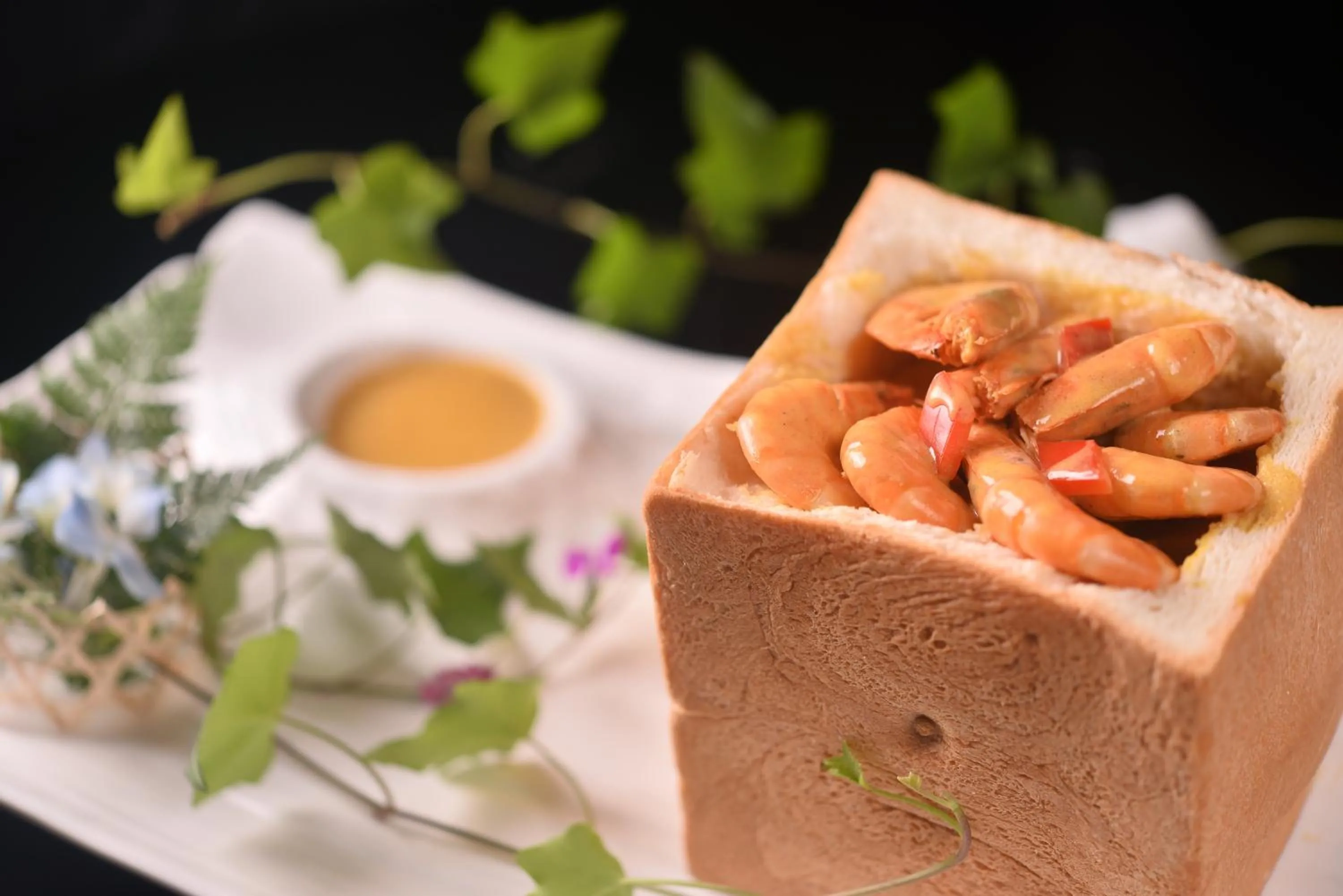 Restaurant/places to eat in Ocean Hotel Guangzhou - Tao Jin station