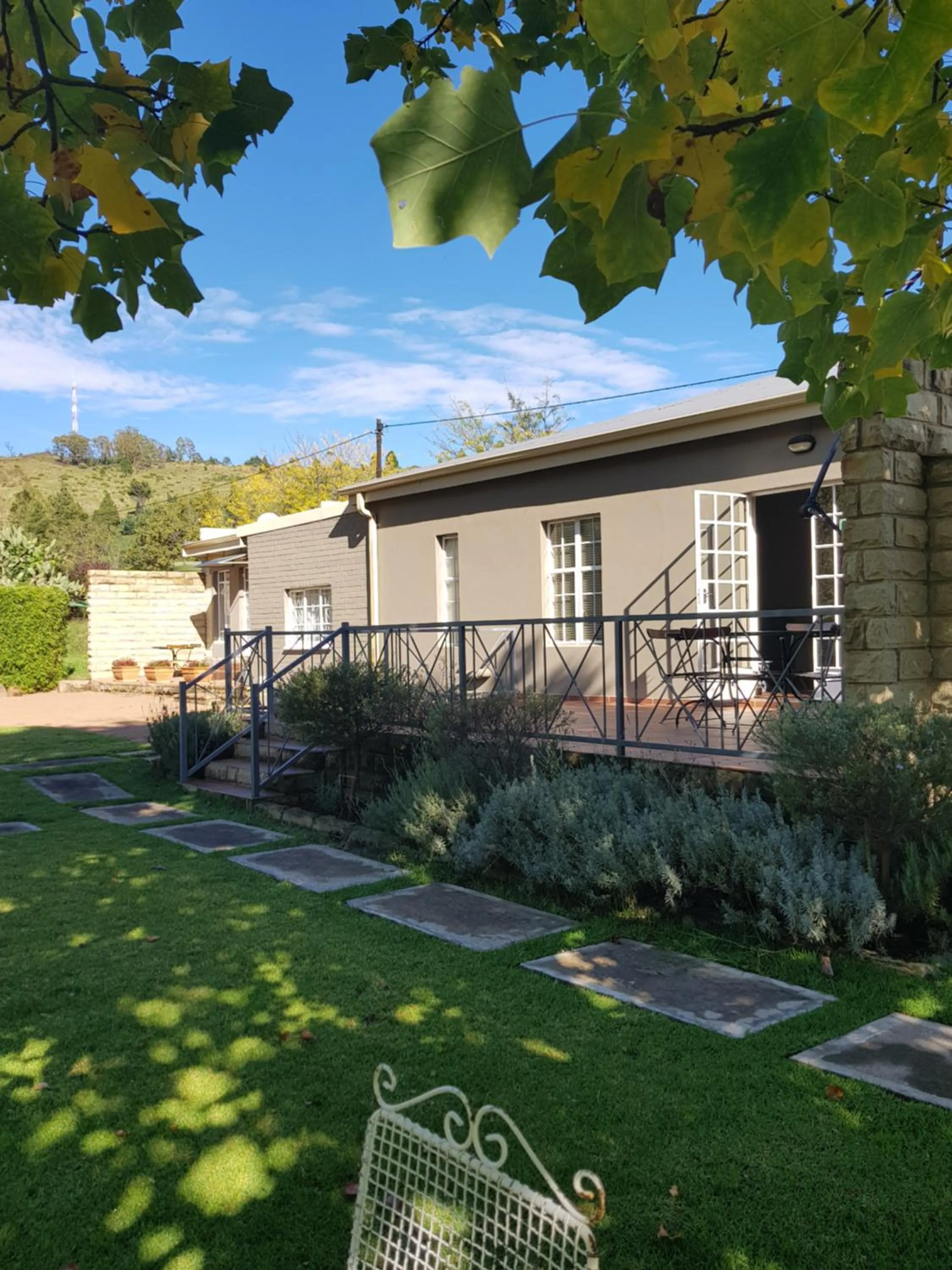 Garden in 36 On Boom B&B