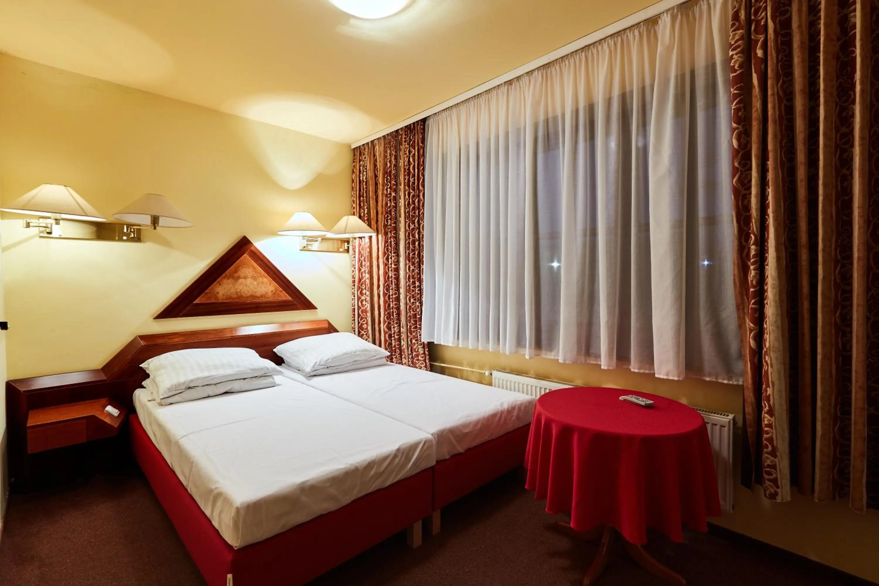 Photo of the whole room, Bed in Dom Wczasowy KORMORAN Niechorze - 300m od plaży