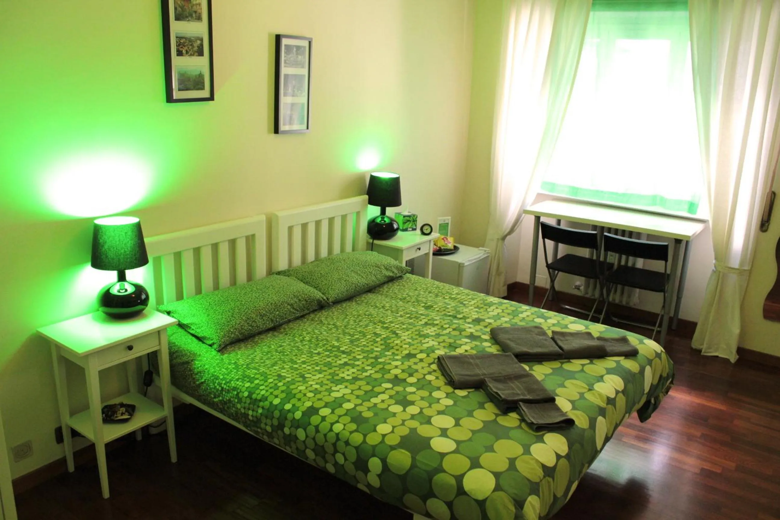 Bedroom, Bed in AnnoDomini