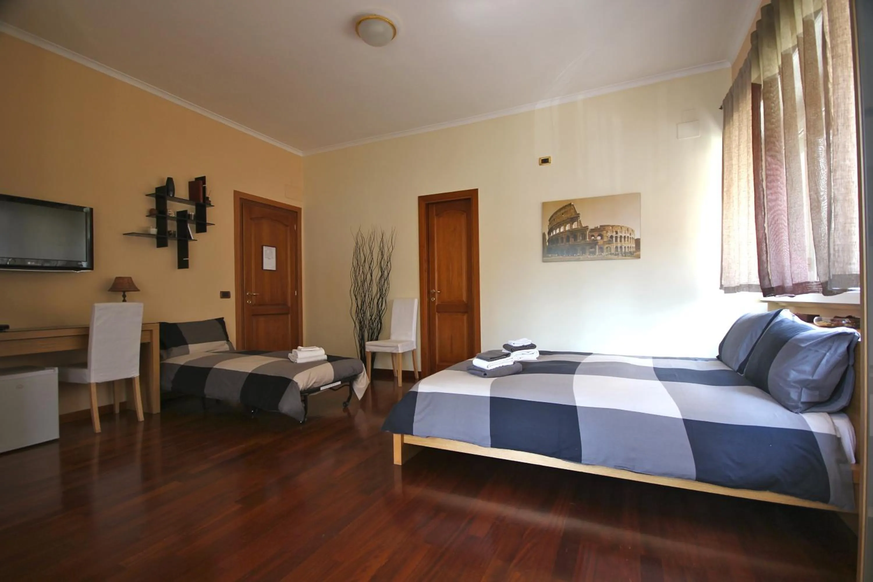 Bedroom, Bed in AnnoDomini