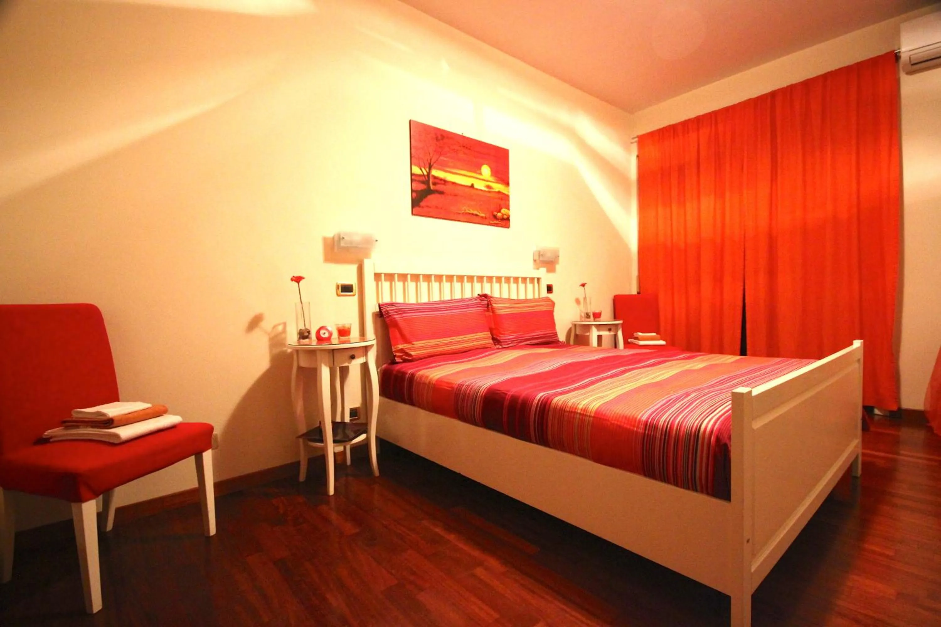 Bedroom, Bed in AnnoDomini