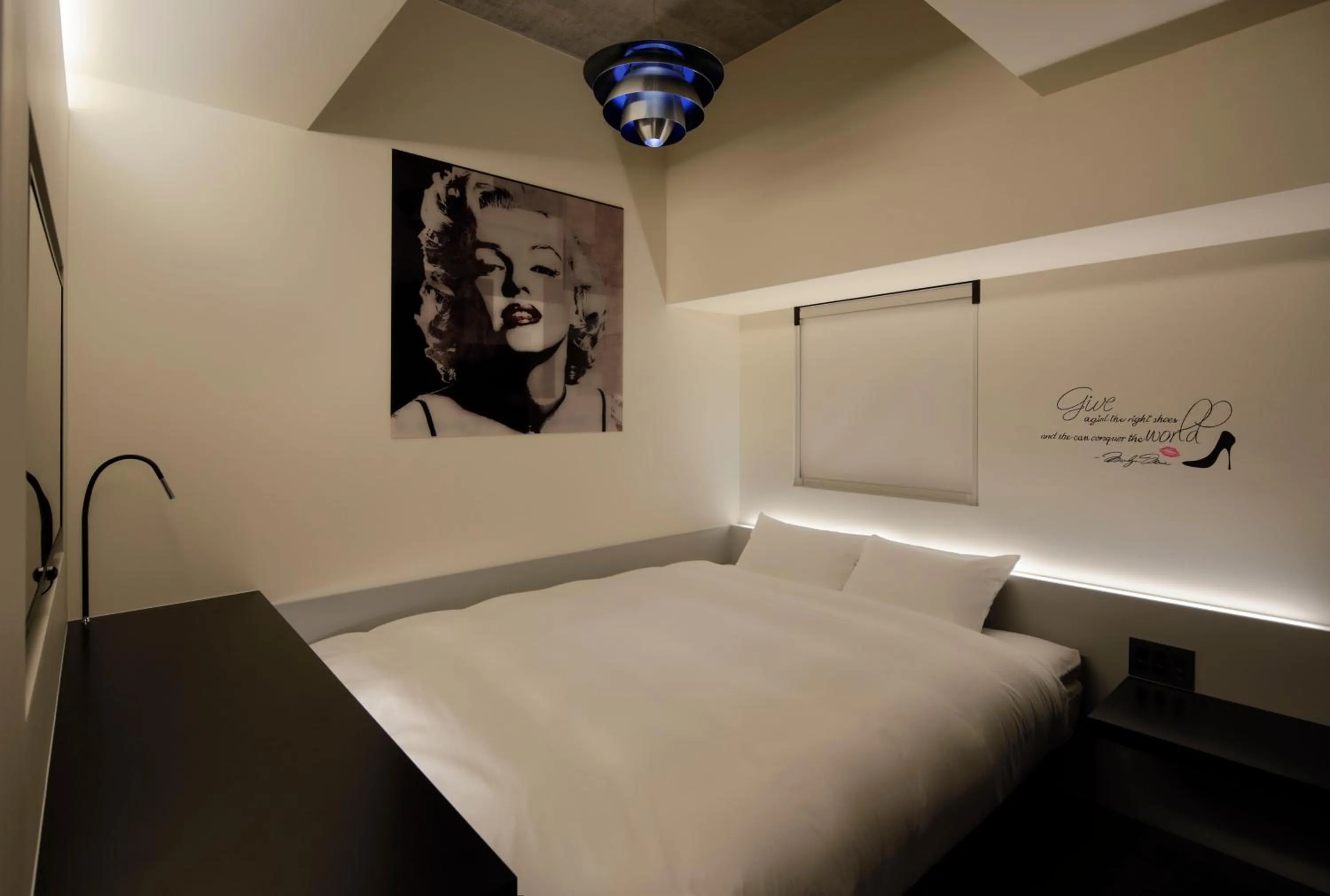 Photo of the whole room, Bed in Third Place Hotel