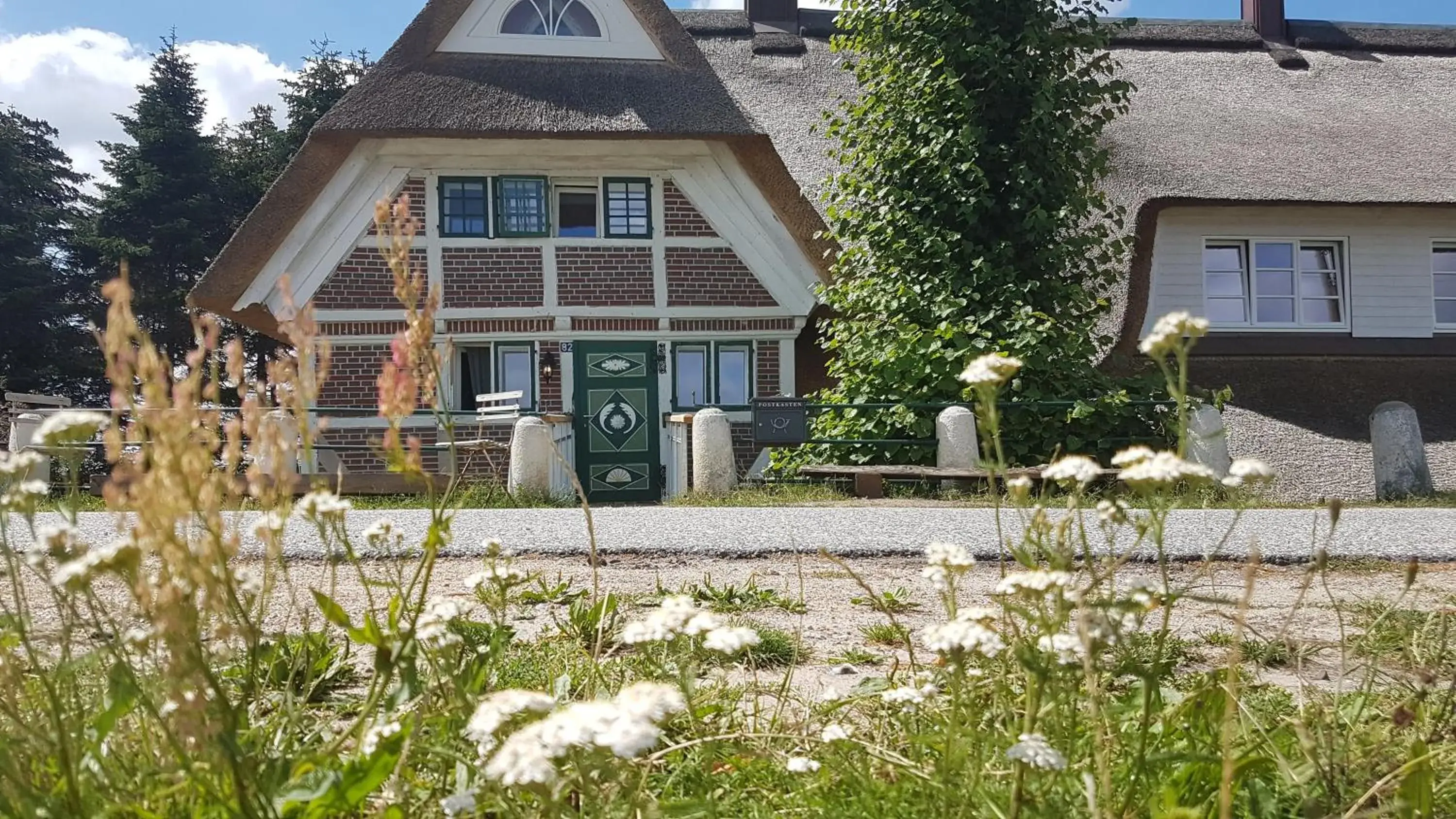 Haus Anna Elbe, Bauernhaus-Ferienwohnungen an der Elbe Haus Anna Elbe, Bauernhaus-Ferienwohnungen an der Elbe