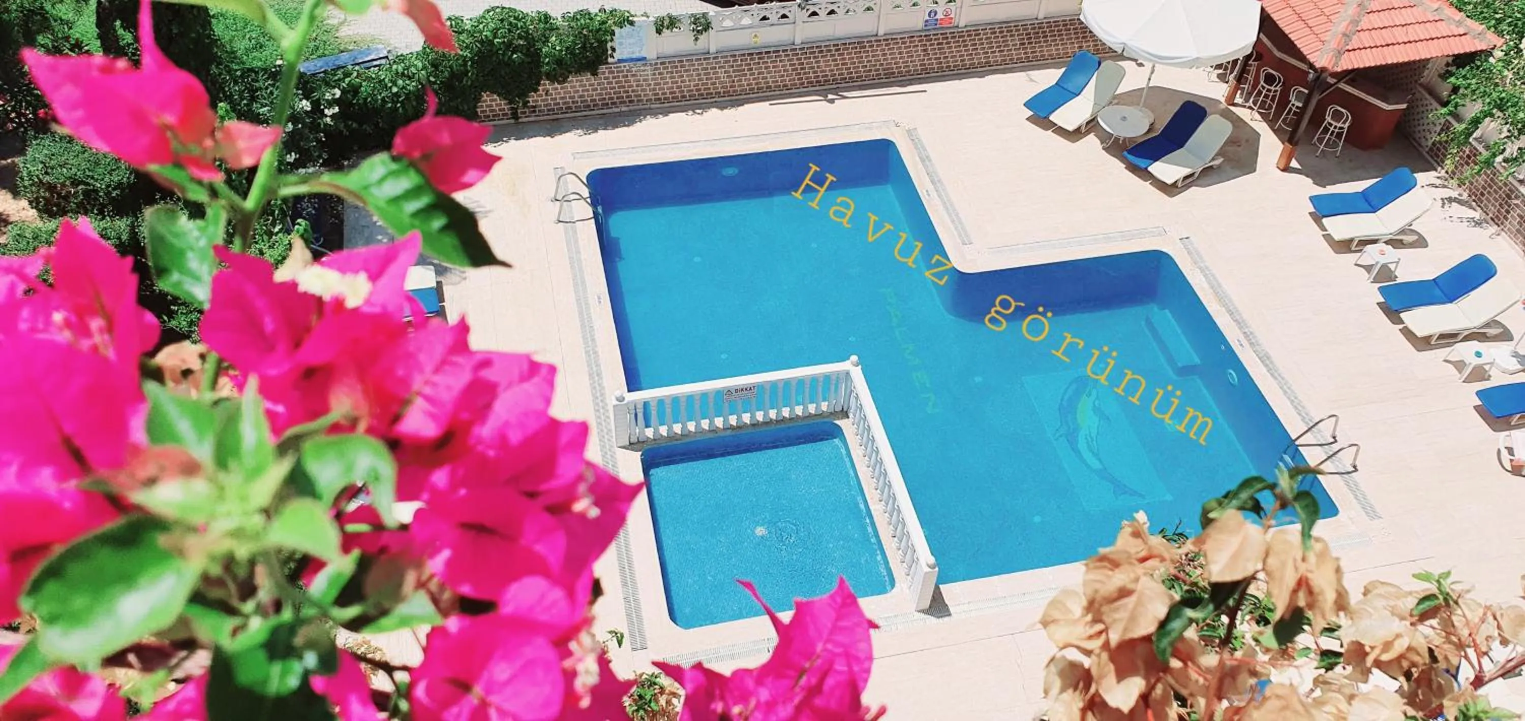 Pool view in Palmen Apart Hotel