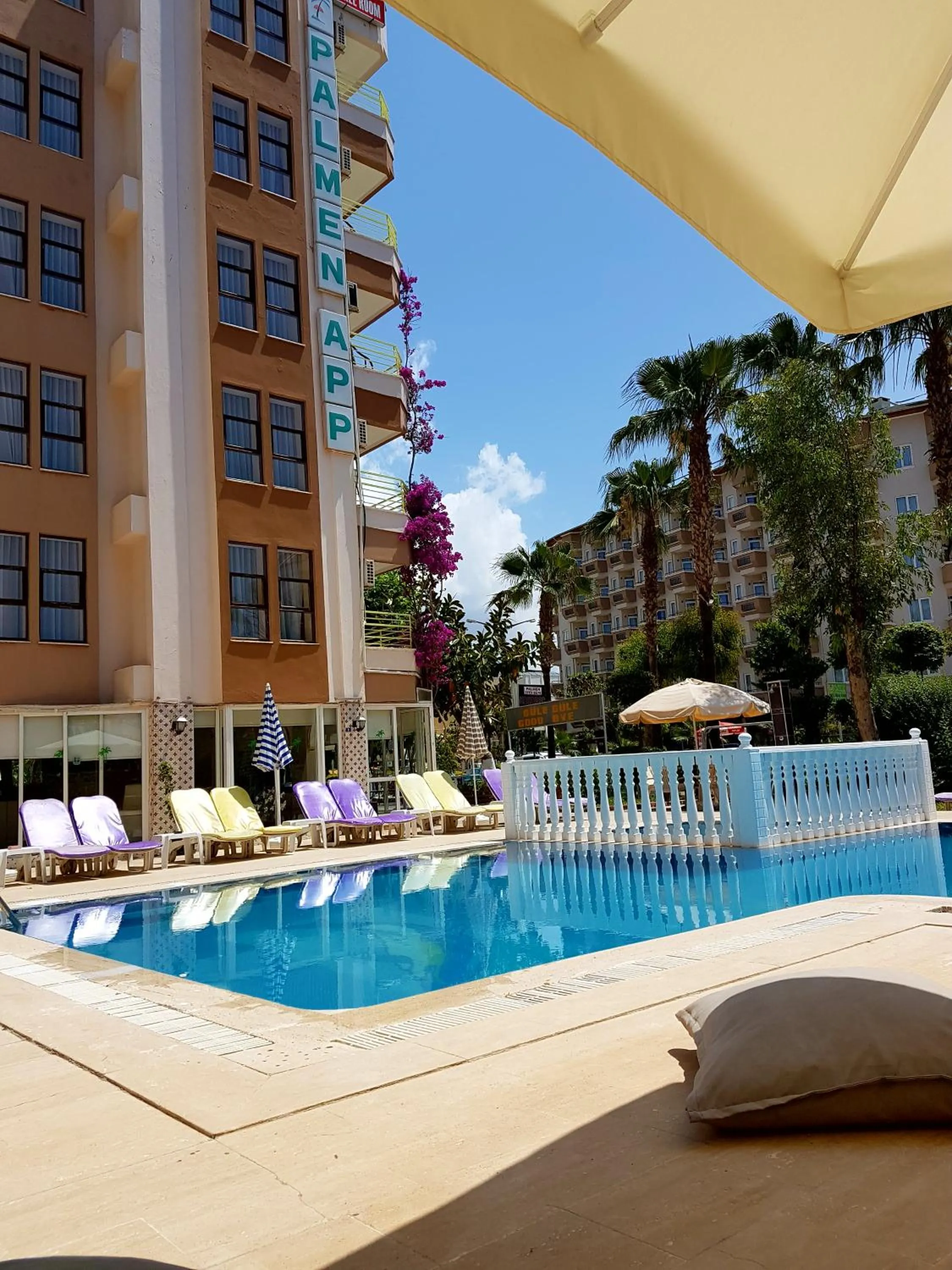 Property building in Palmen Apart Hotel