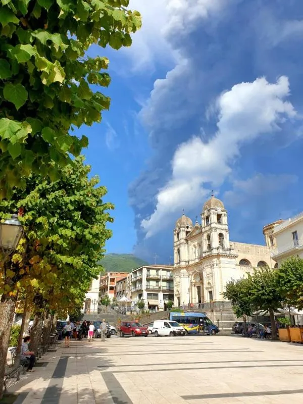 Neighbourhood in B&B BOUTIQUE DI CHARME "ETNA-RELAX-NATURA"