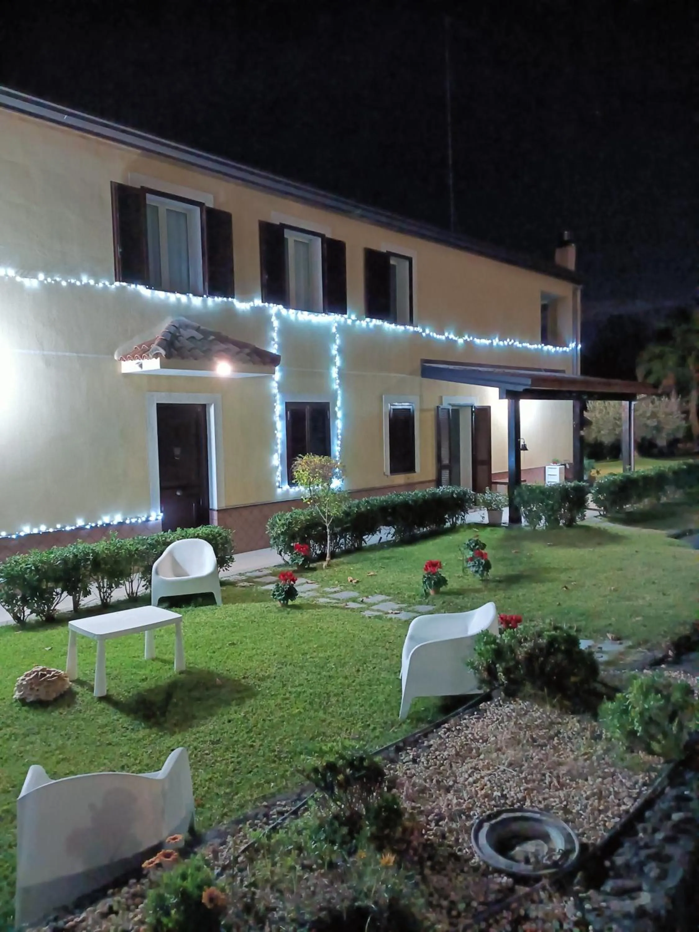 Property building in B&B BOUTIQUE DI CHARME "ETNA-RELAX-NATURA"