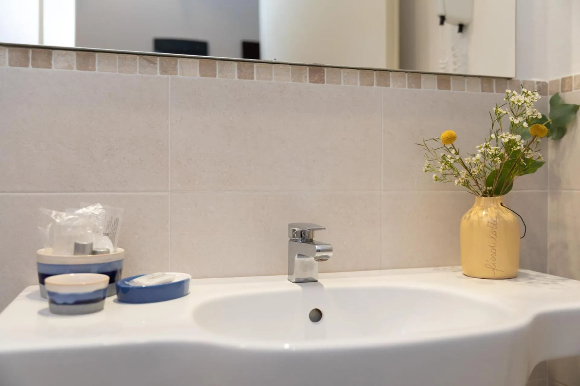 Bathroom in Gimmi Hotel