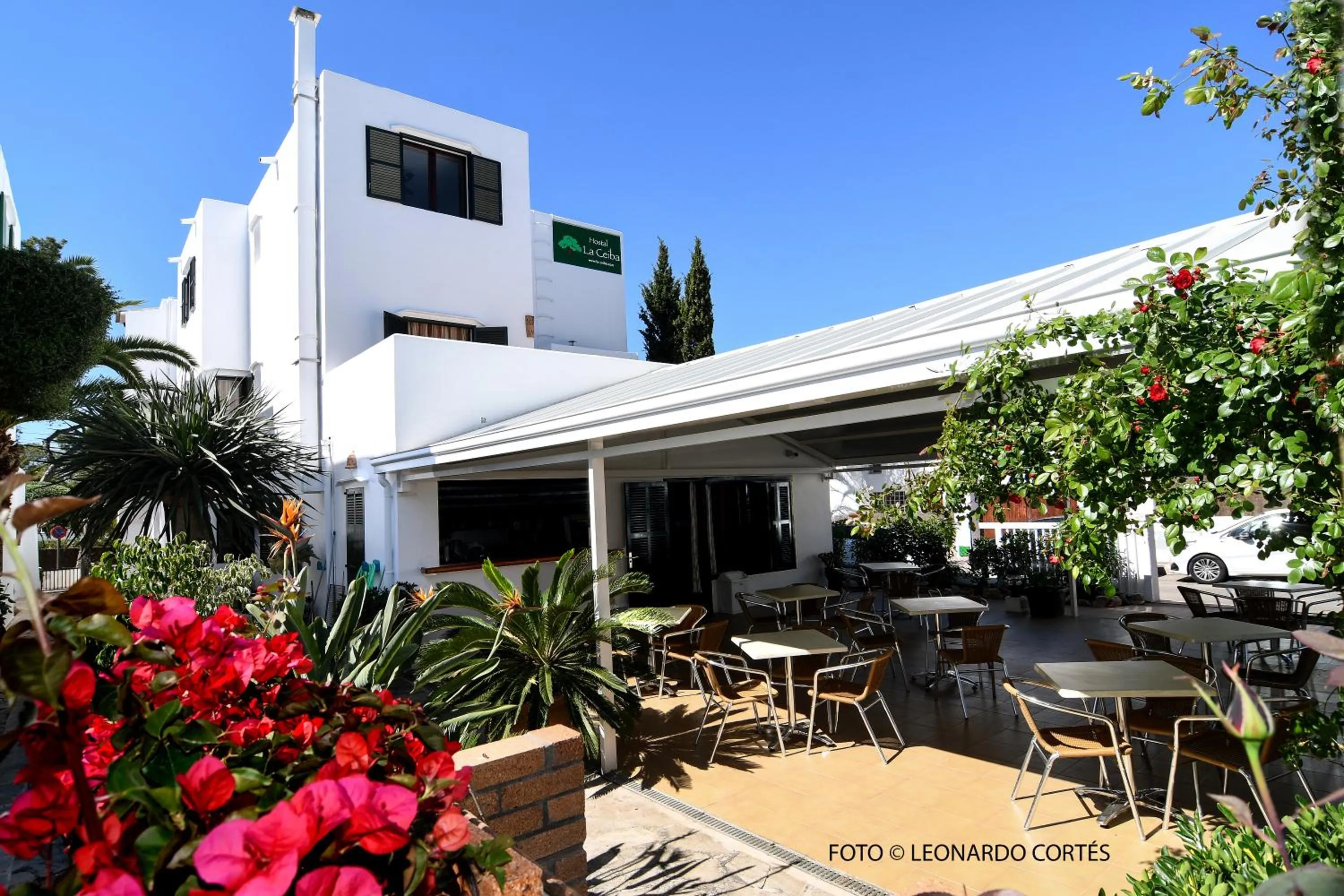 Property building in Hostal La Ceiba