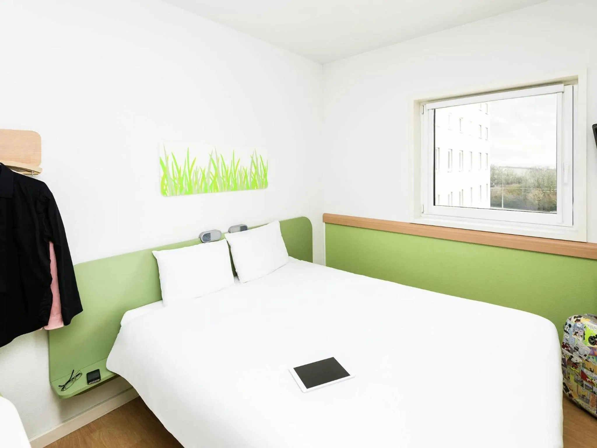Bedroom, Bed in ibis Budget Luxembourg Sud