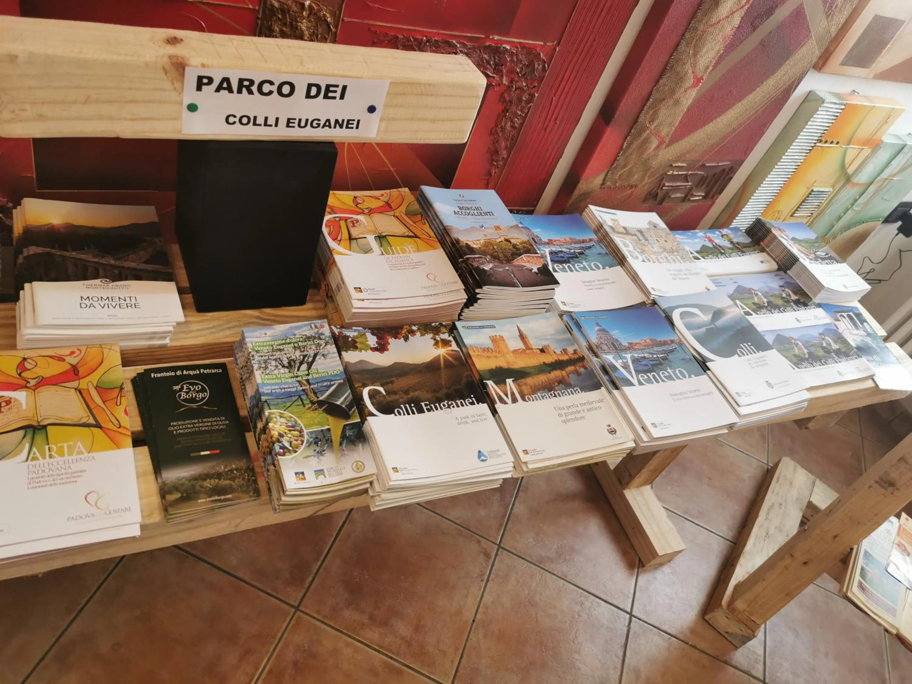 Lobby or reception in Casa di Campagna B&B La Corte Ferrara