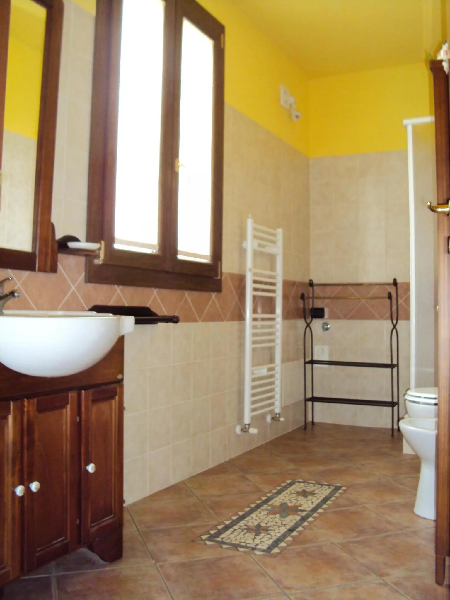 Shower in Casa di Campagna B&B La Corte Ferrara