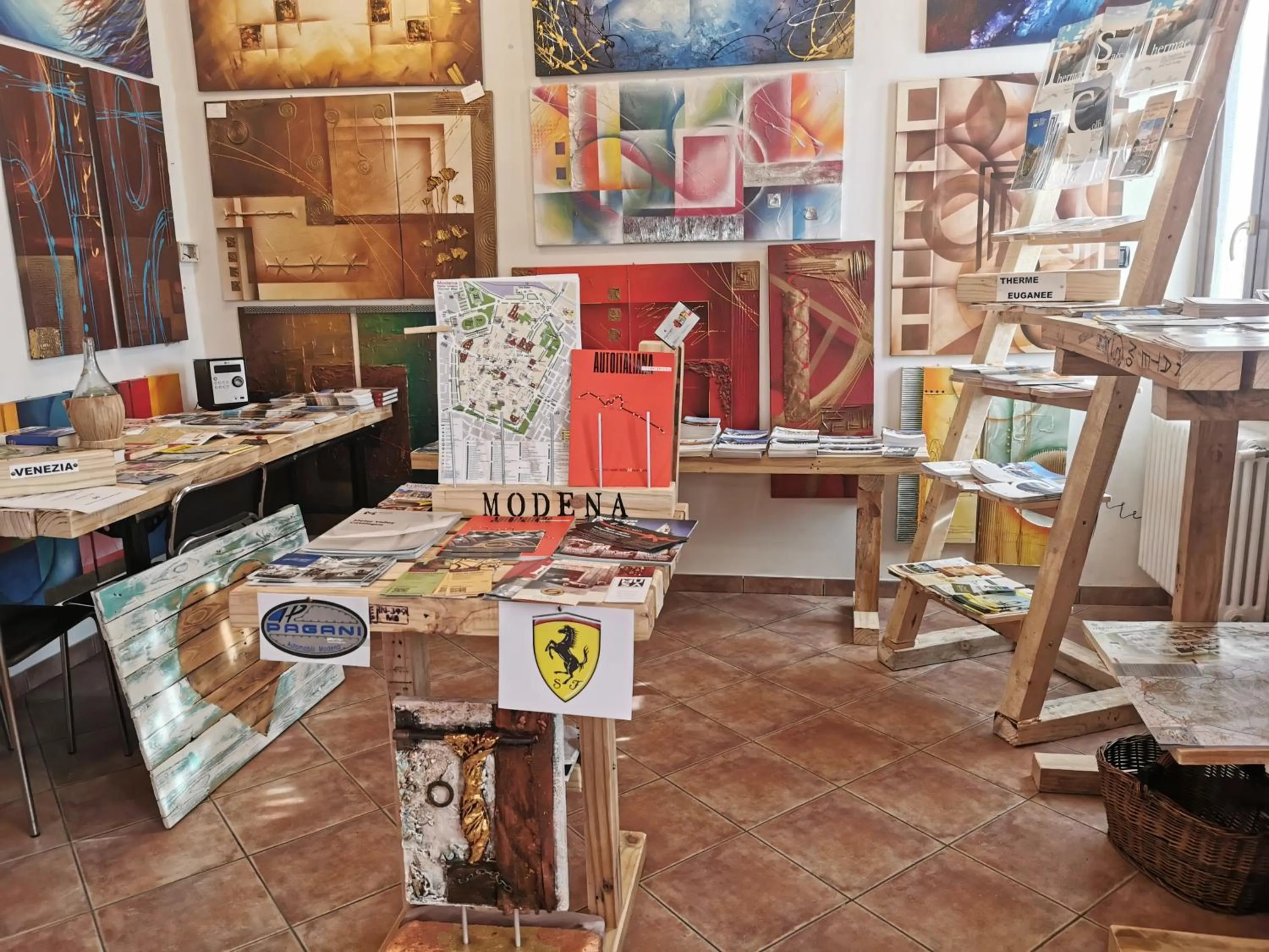 Lobby or reception in Casa di Campagna B&B La Corte Ferrara