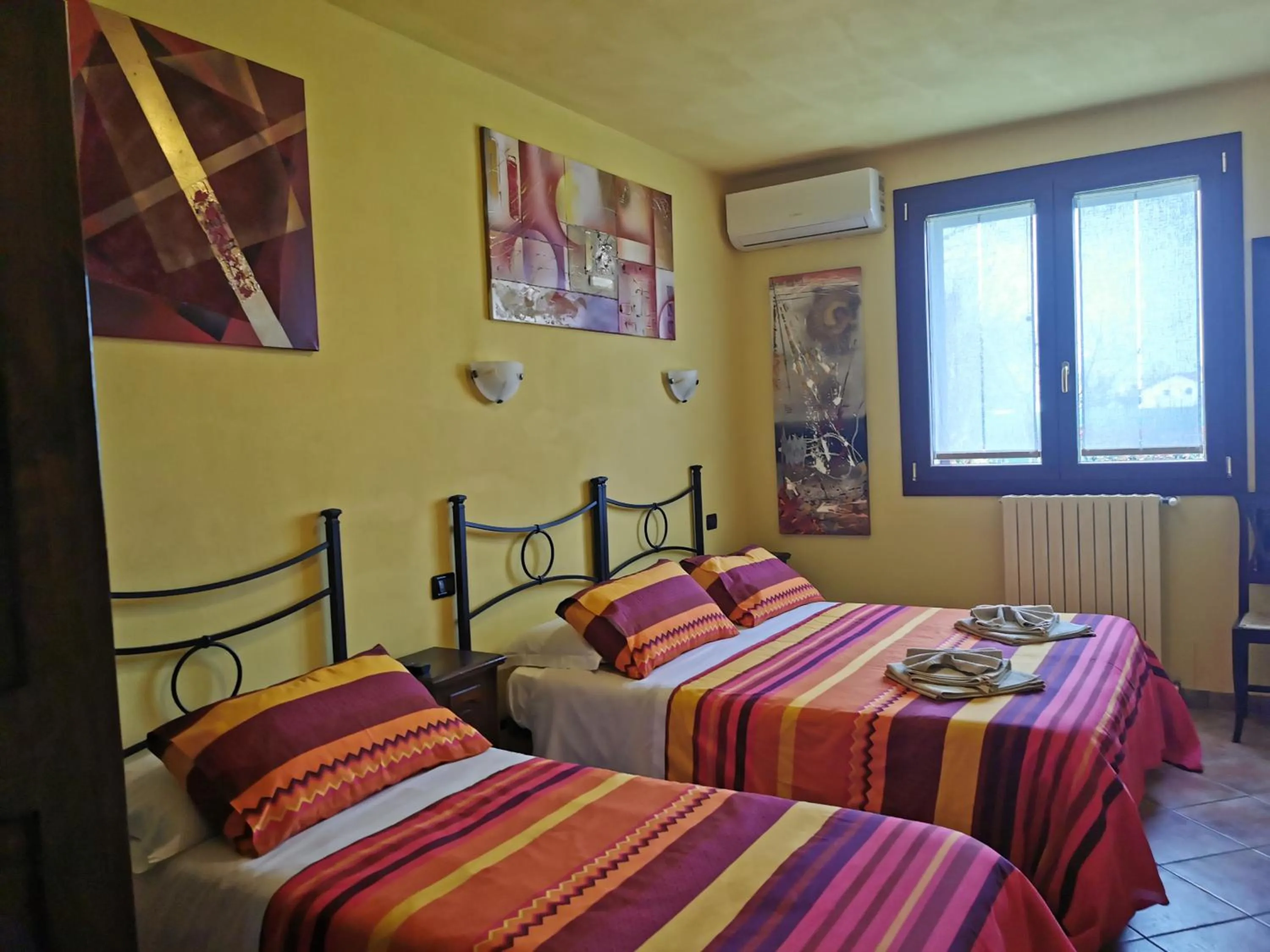 Bed in Casa di Campagna B&B La Corte Ferrara