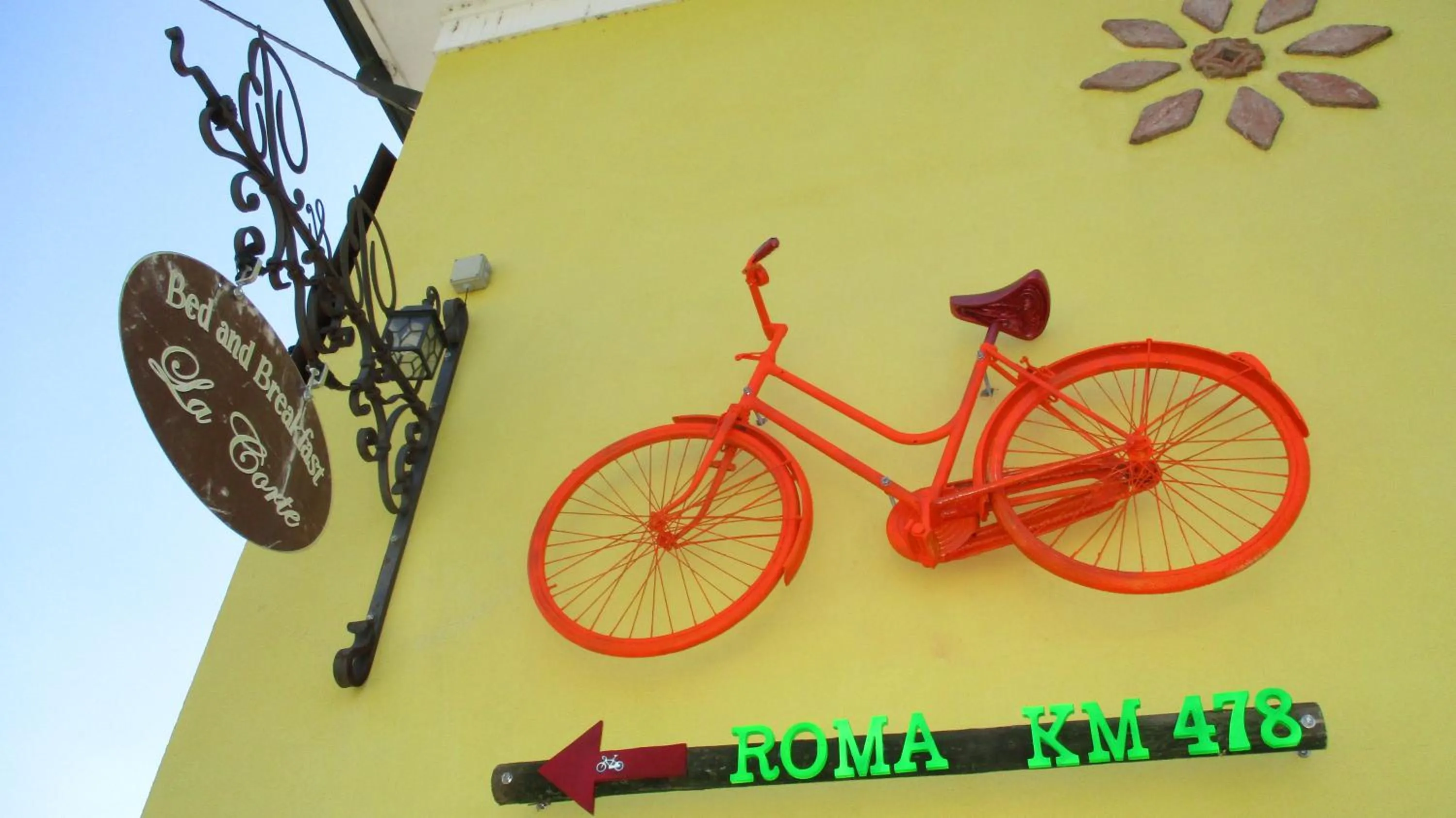 Property logo or sign in Casa di Campagna B&B La Corte Ferrara