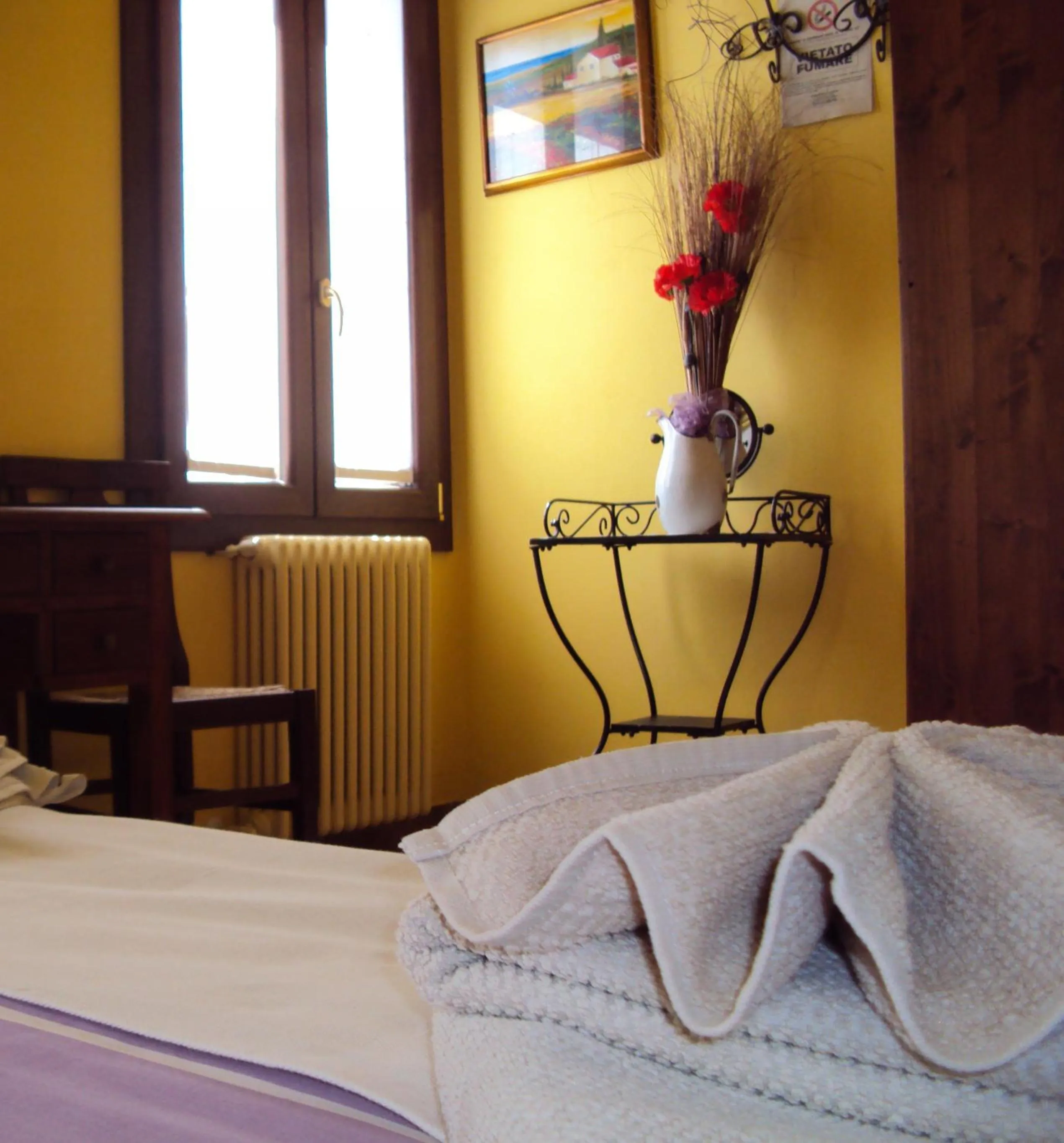 Photo of the whole room in Casa di Campagna B&B La Corte Ferrara