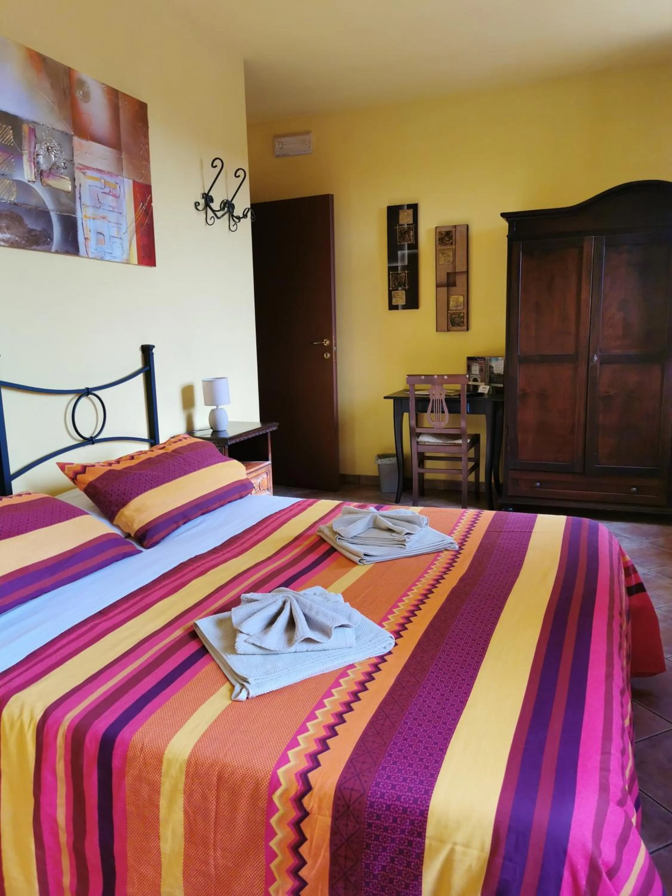 Bed in Casa di Campagna B&B La Corte Ferrara