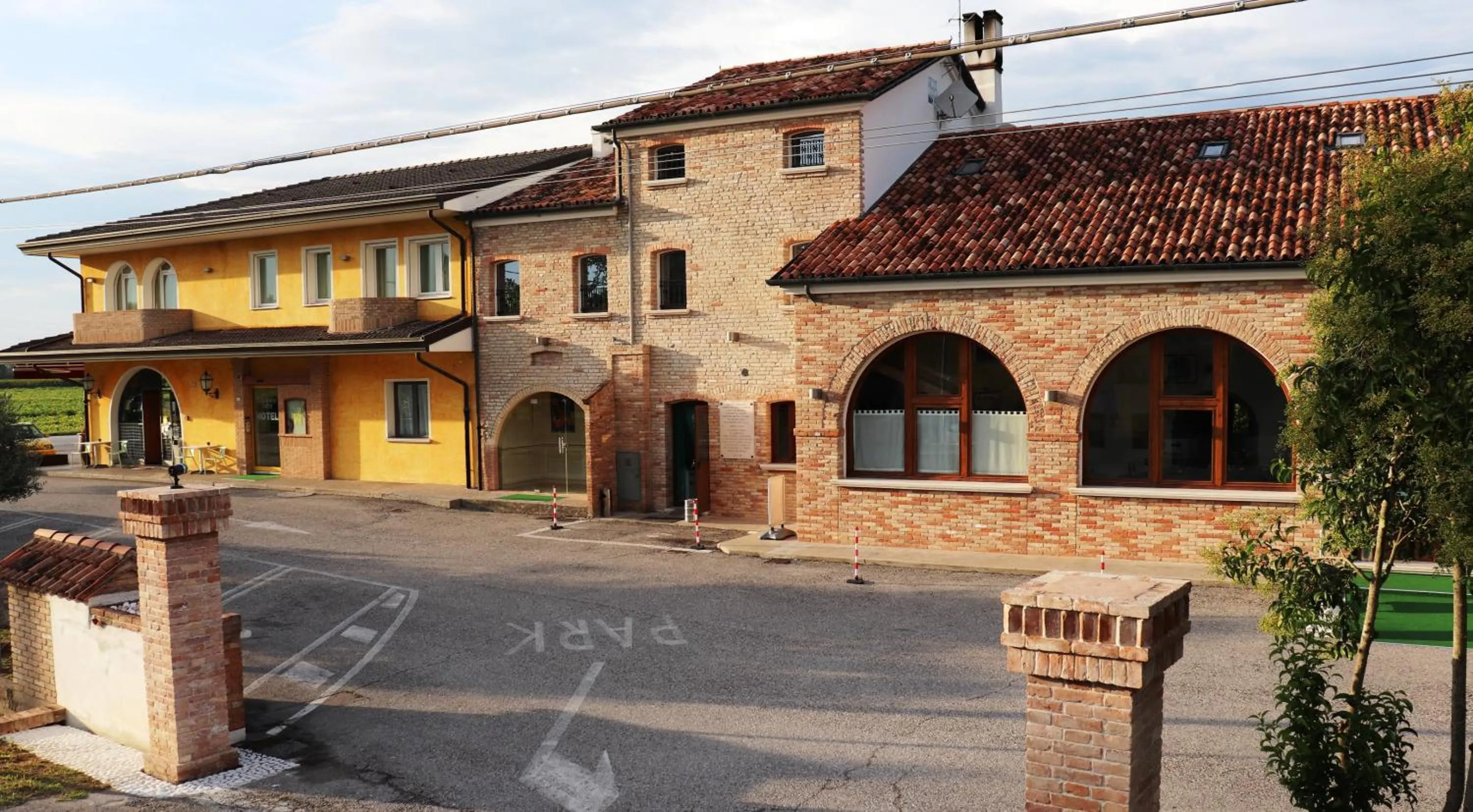 Property building in Hotel Locanda Dolce Vita