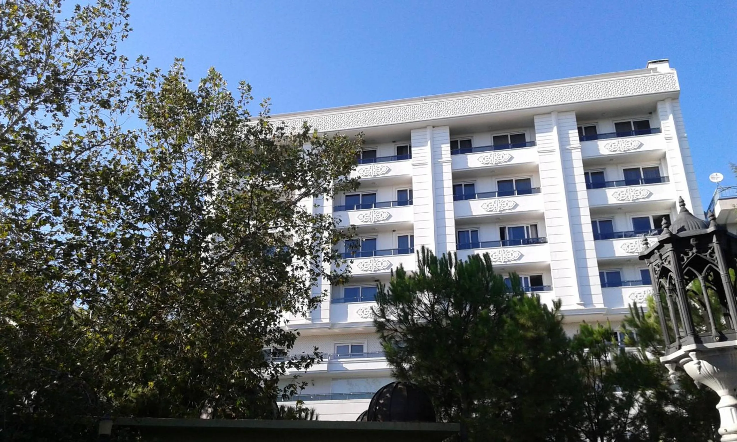 Property building in Guckar Sehrinn Oteli