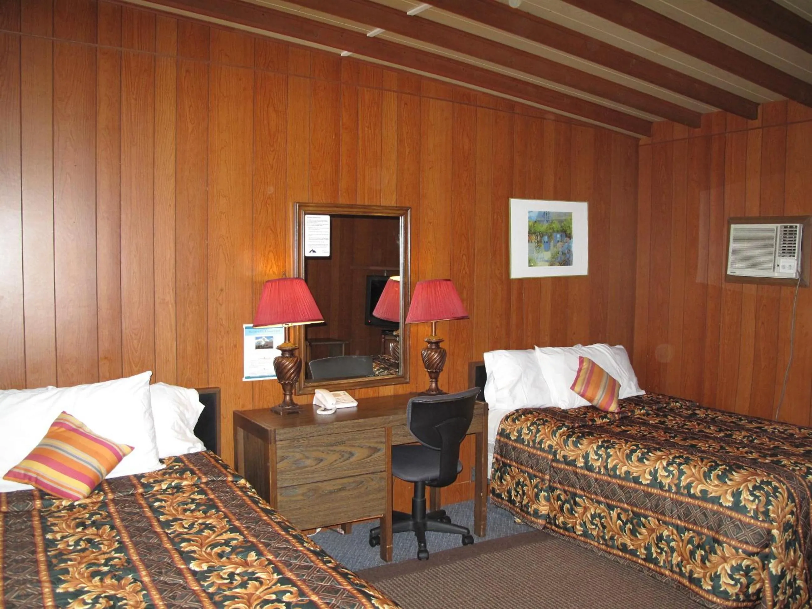 Bed in Blue Mountain Motel