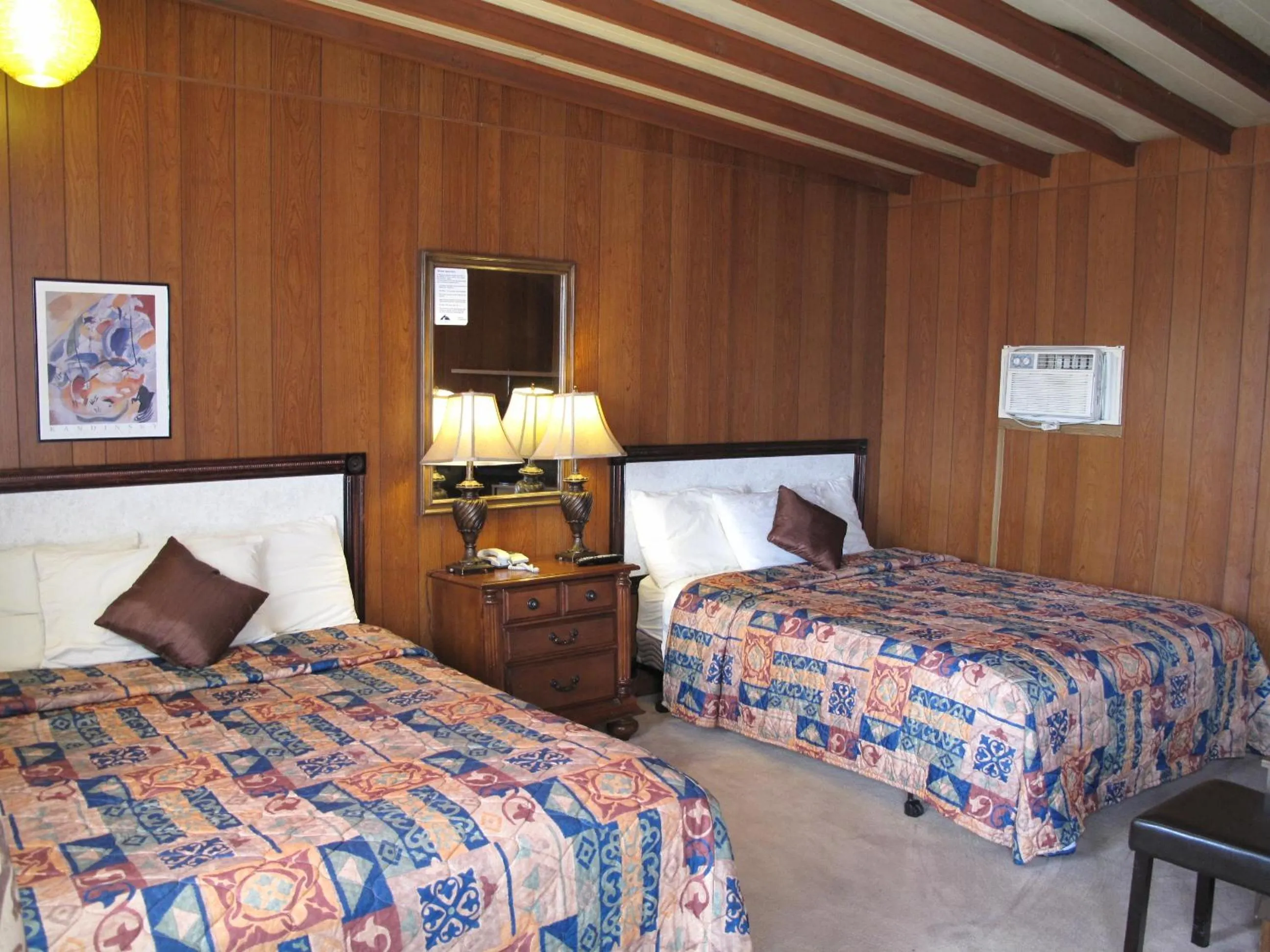 Bed in Blue Mountain Motel