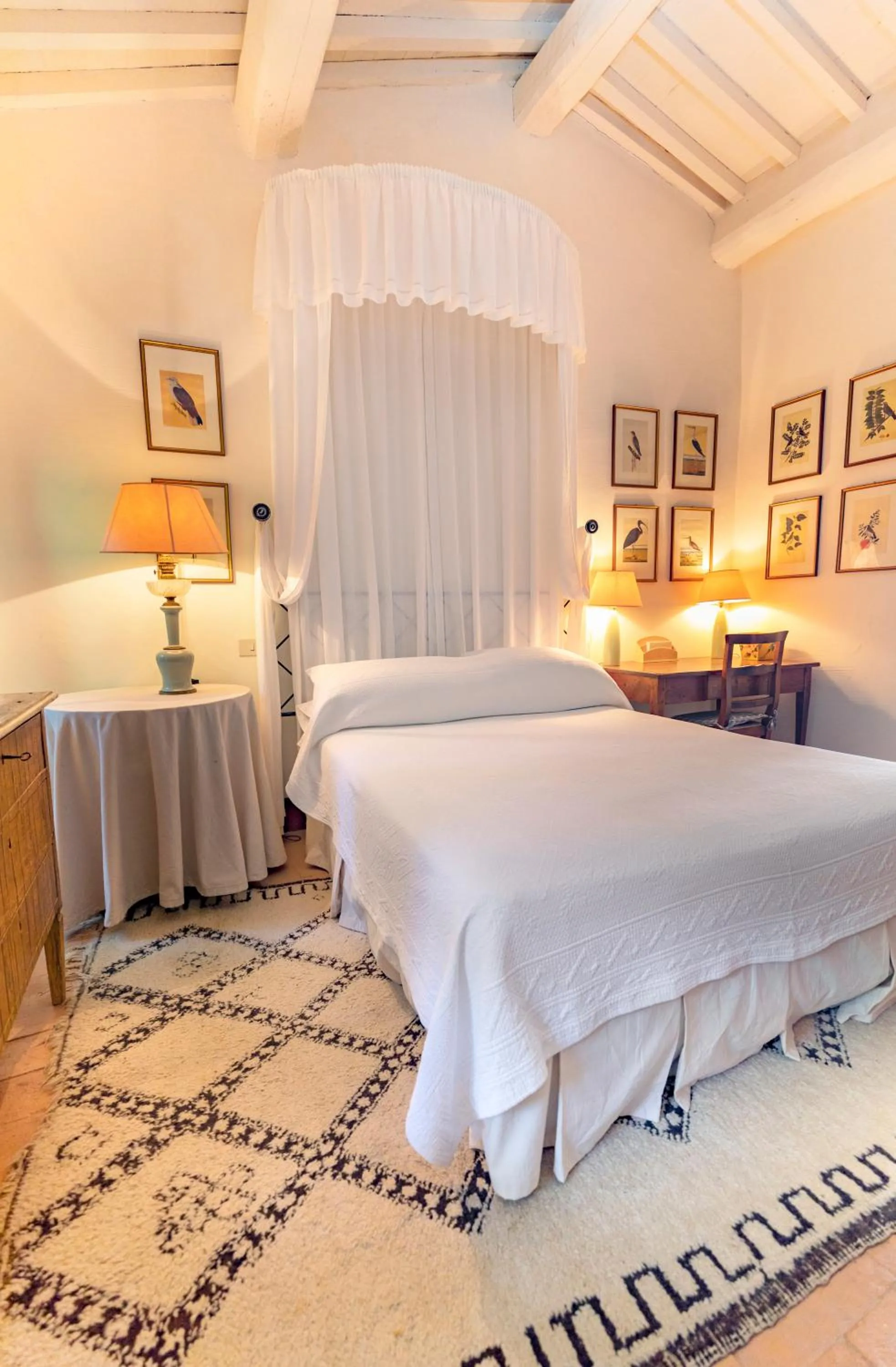 Bed in Castello di Fighine