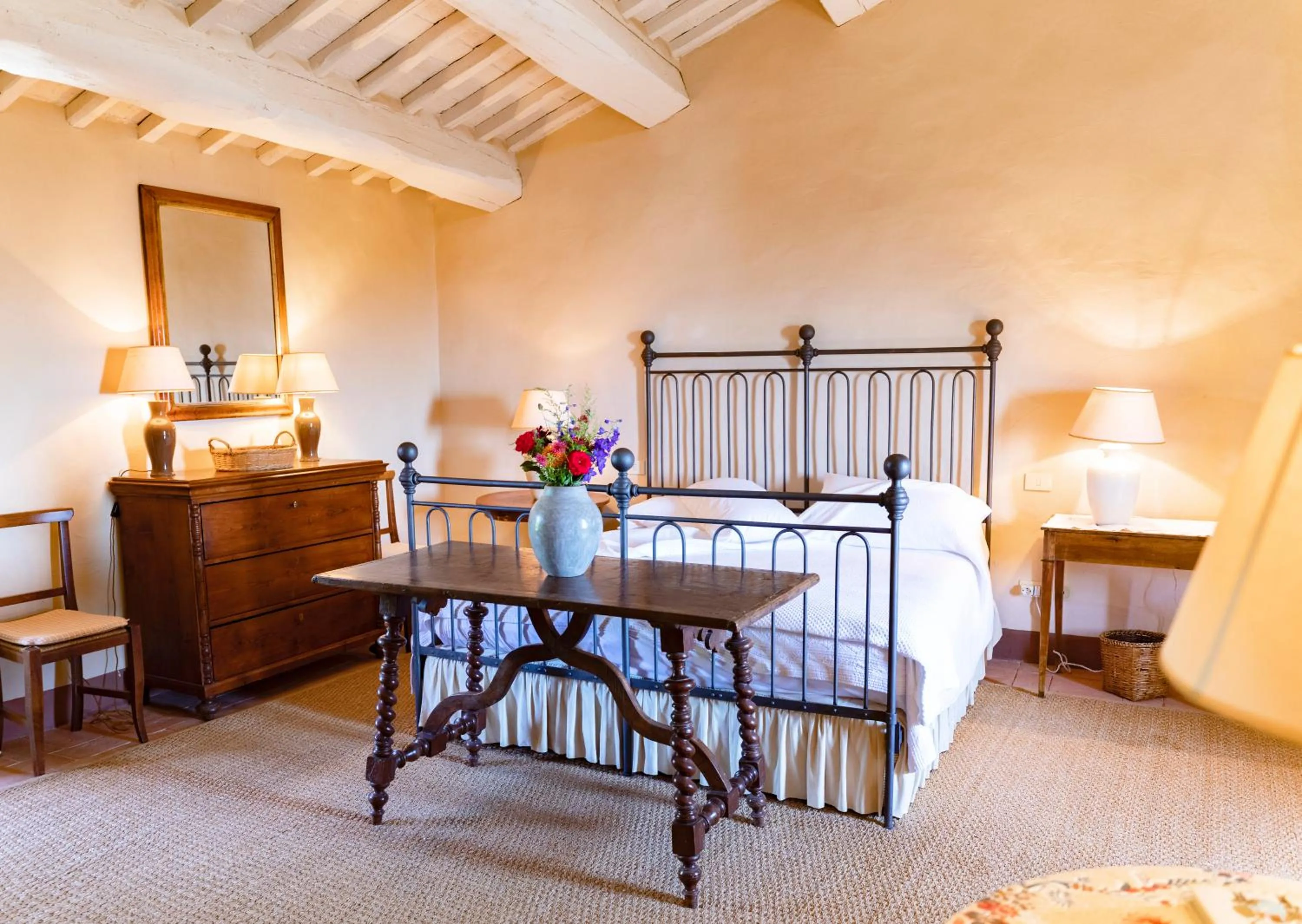 Bed in Castello di Fighine