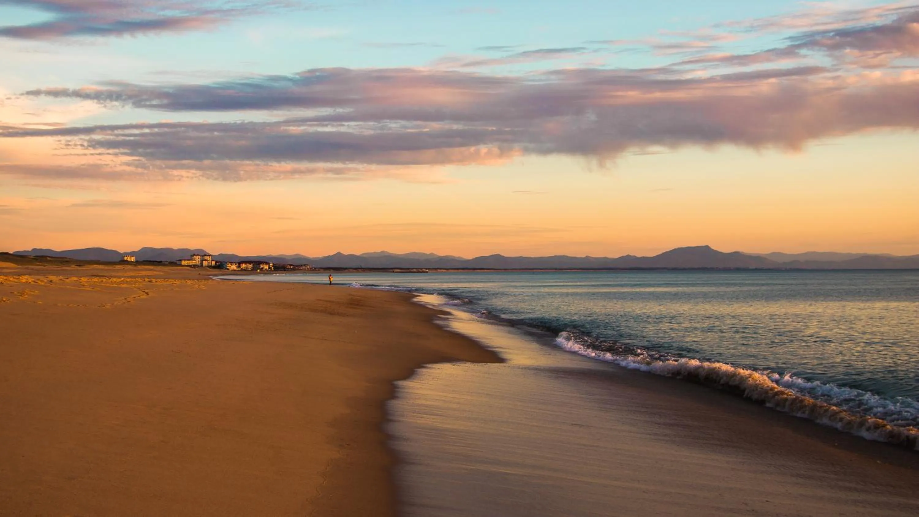 Natural landscape in Résidence Hôtelière les Acanthes