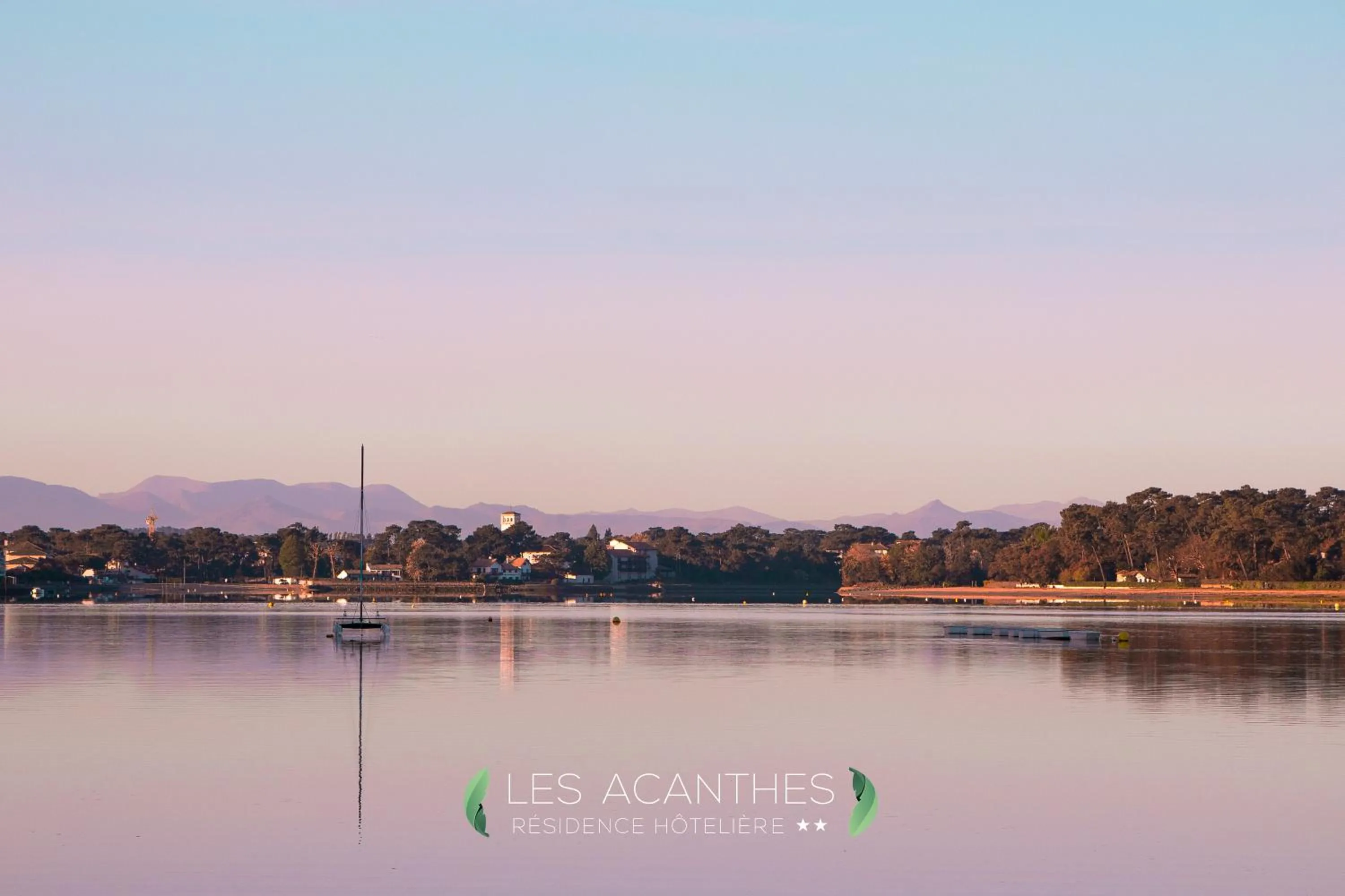 Fishing in Résidence Hôtelière les Acanthes
