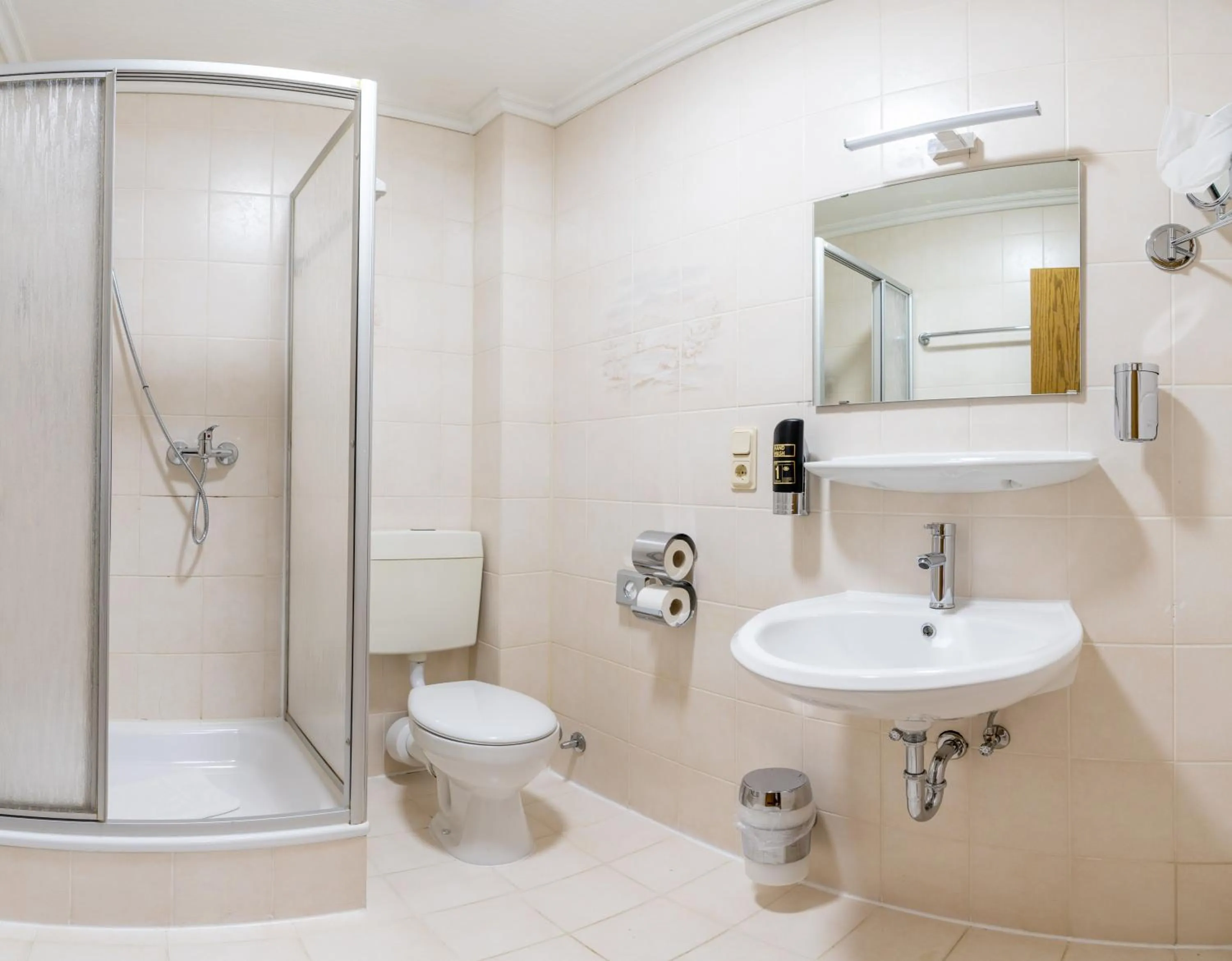 Bathroom in Mühlengarten by Relax Inn - Self Check In & Free Parking