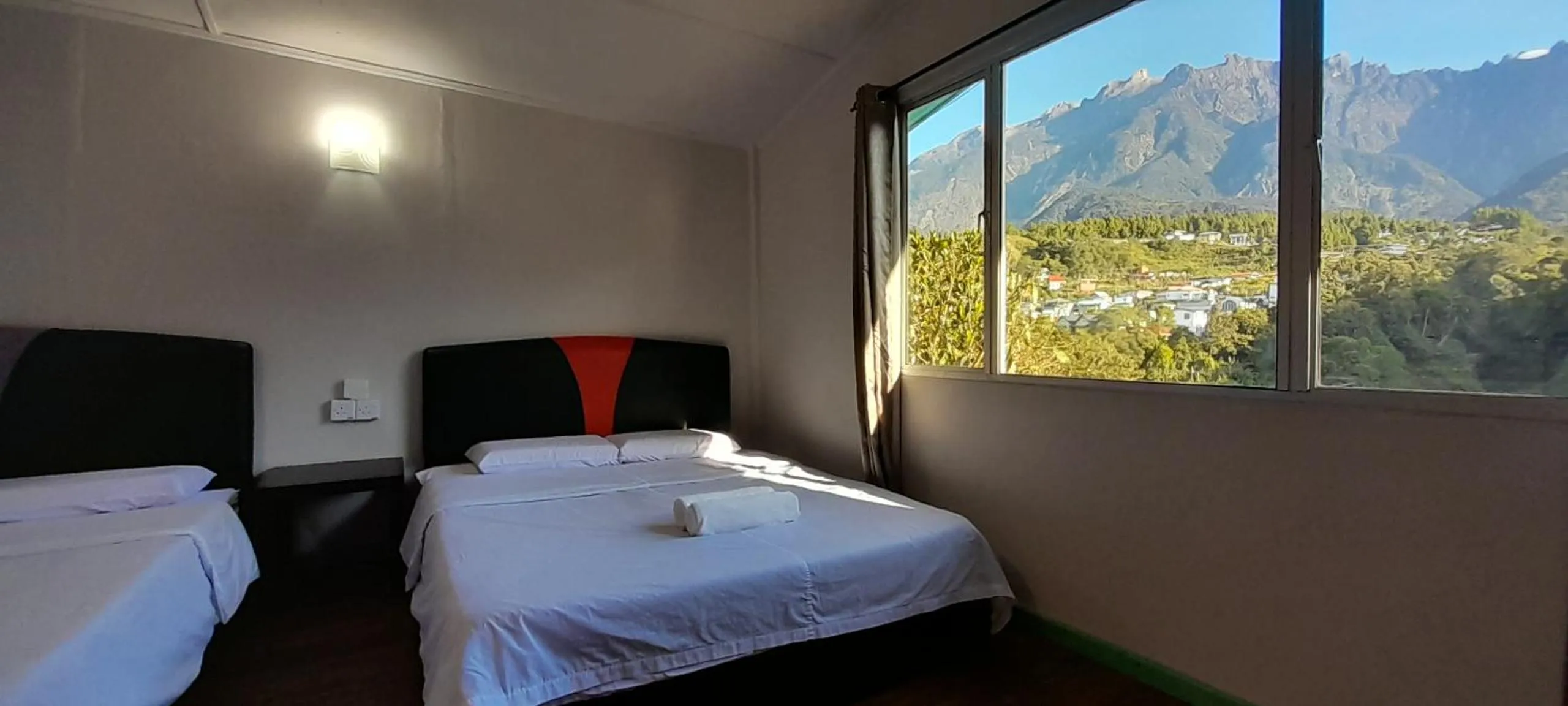 Bed in Wind Valley Farmstay