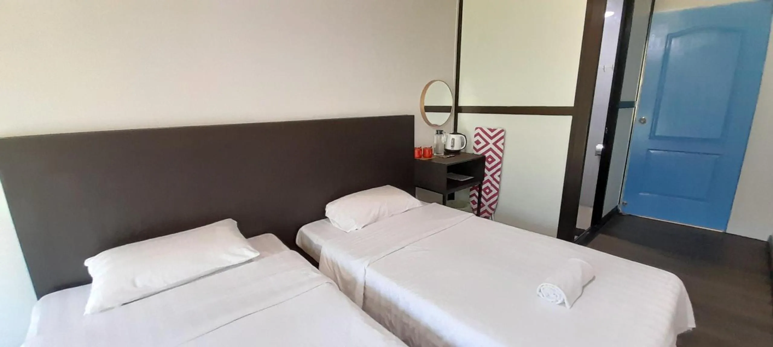 Bed in Wind Valley Farmstay