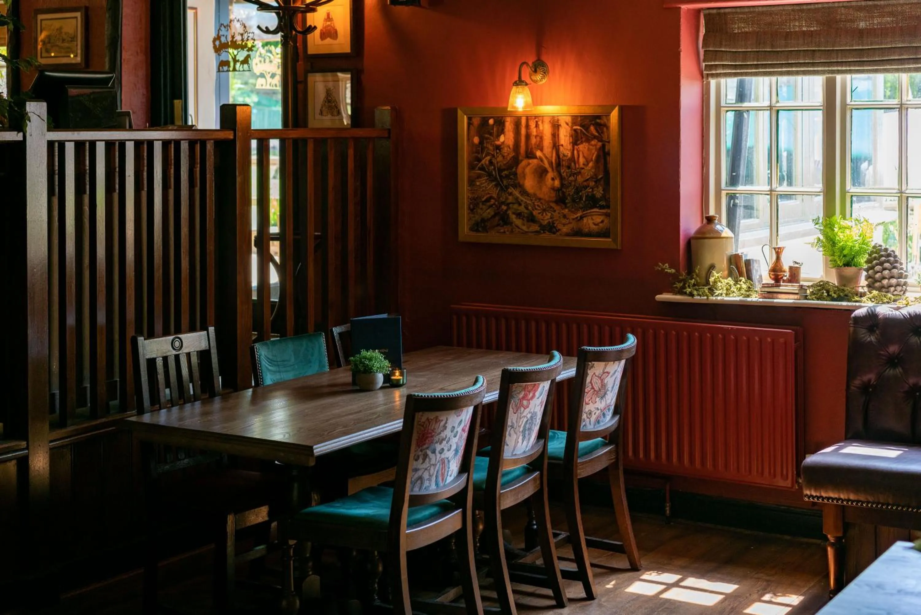Restaurant/places to eat in High Corner Inn