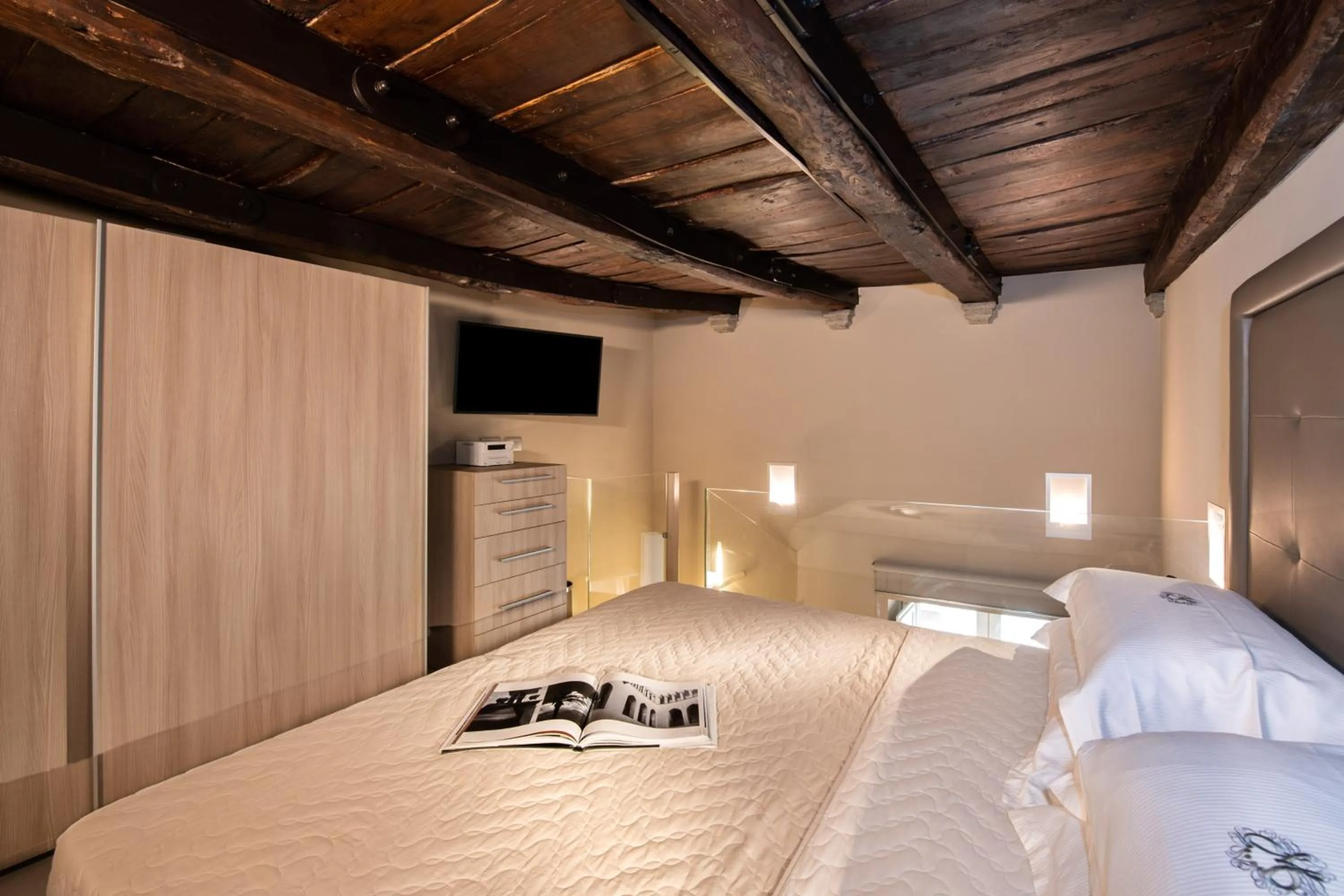 Photo of the whole room, Bed in Antica Dimora Magi