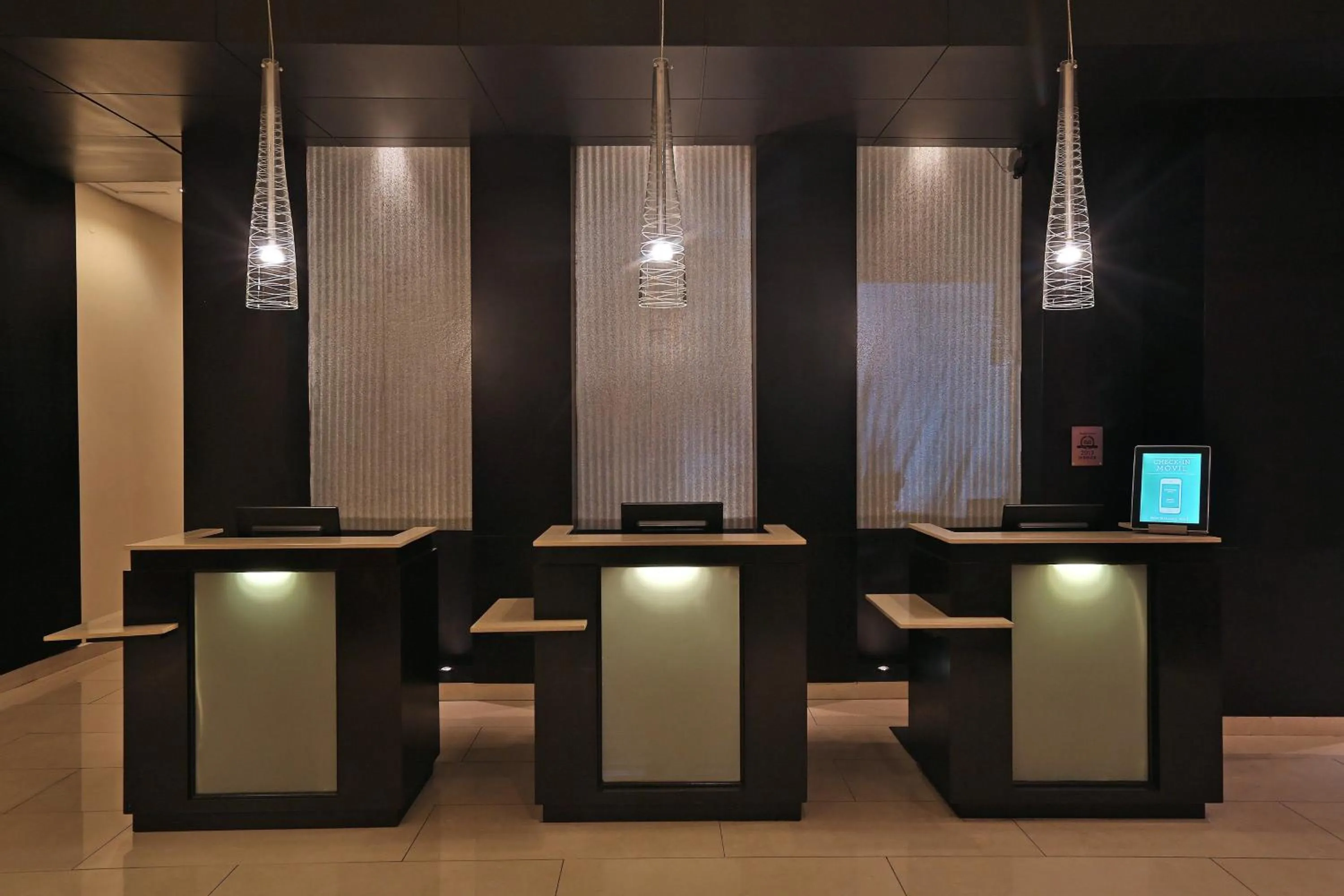 Lobby or reception in Courtyard by Marriott Panama Multiplaza Mall