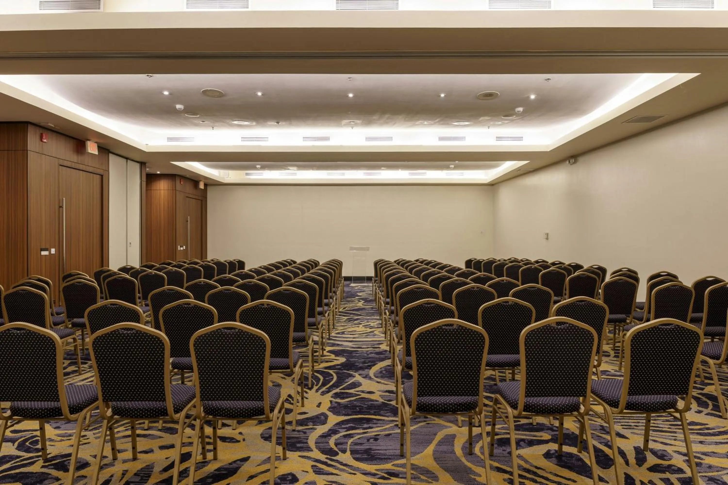 Meeting/conference room in Courtyard by Marriott Panama Multiplaza Mall