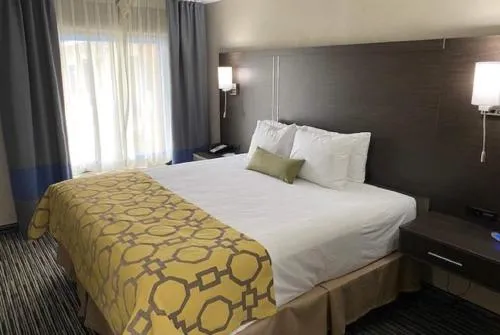 Baymont by Wyndham Topeka