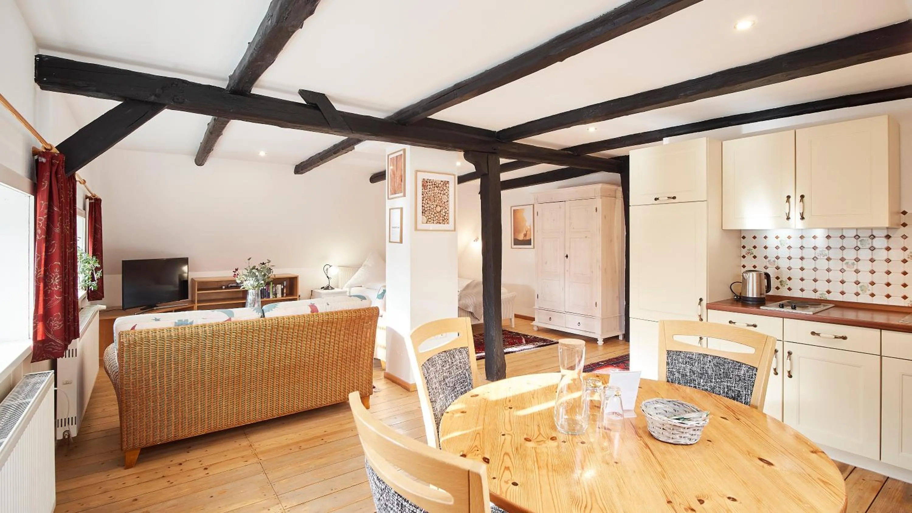 Photo of the whole room in Appartementhotel Blomberger Hof