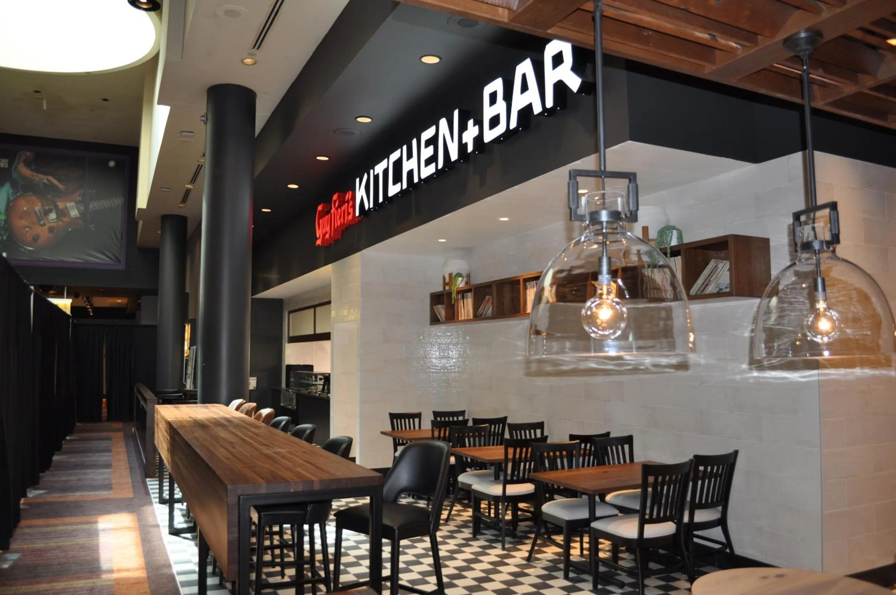 Restaurant/places to eat in Harrah's Council Bluffs, A Caesars Destination