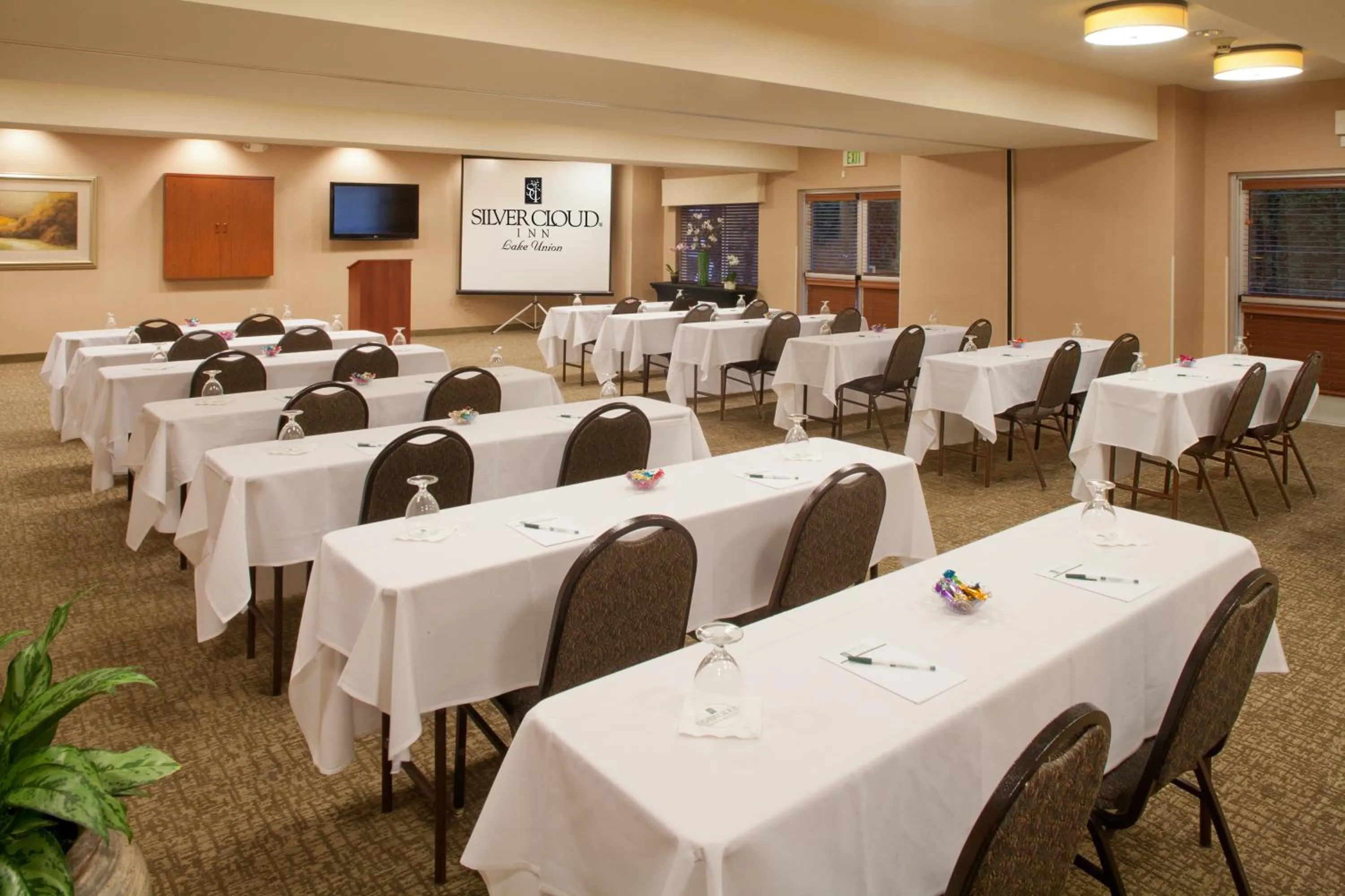 Banquet/Function facilities in Silver Cloud Hotel - Seattle Lake Union