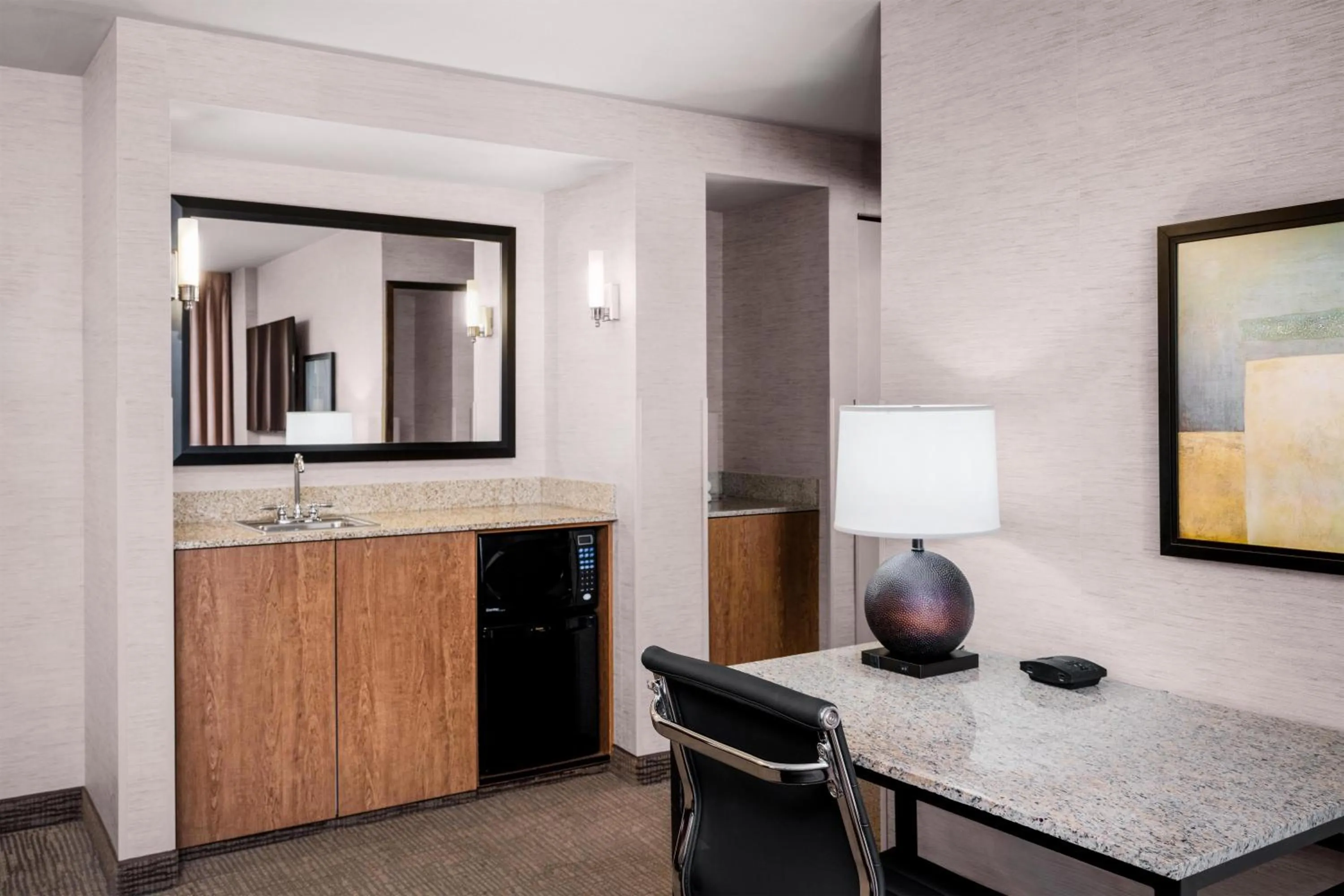 Bedroom in Eastgate Hotel - BW Signature Collection