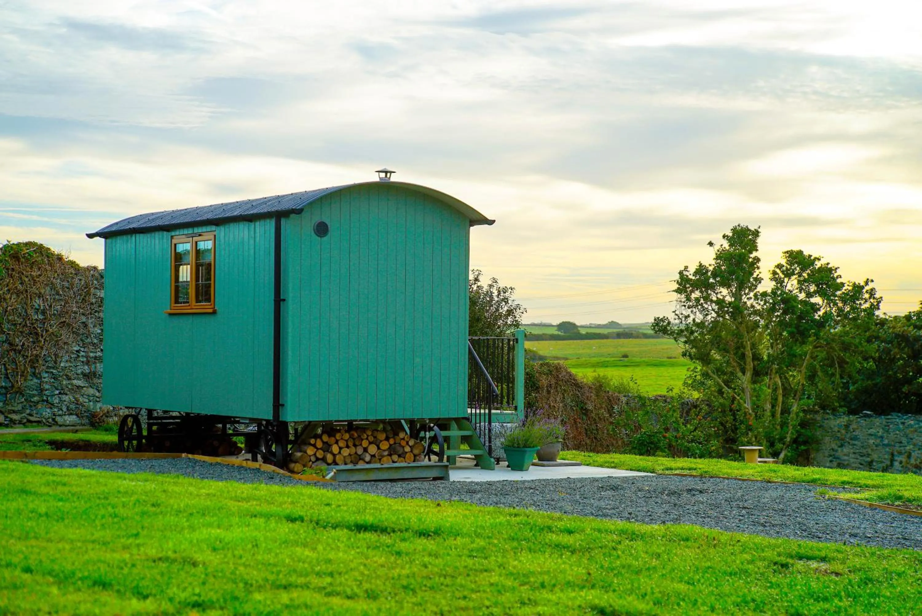 Property building in Storws Y Gorlan Shepherd's Hut