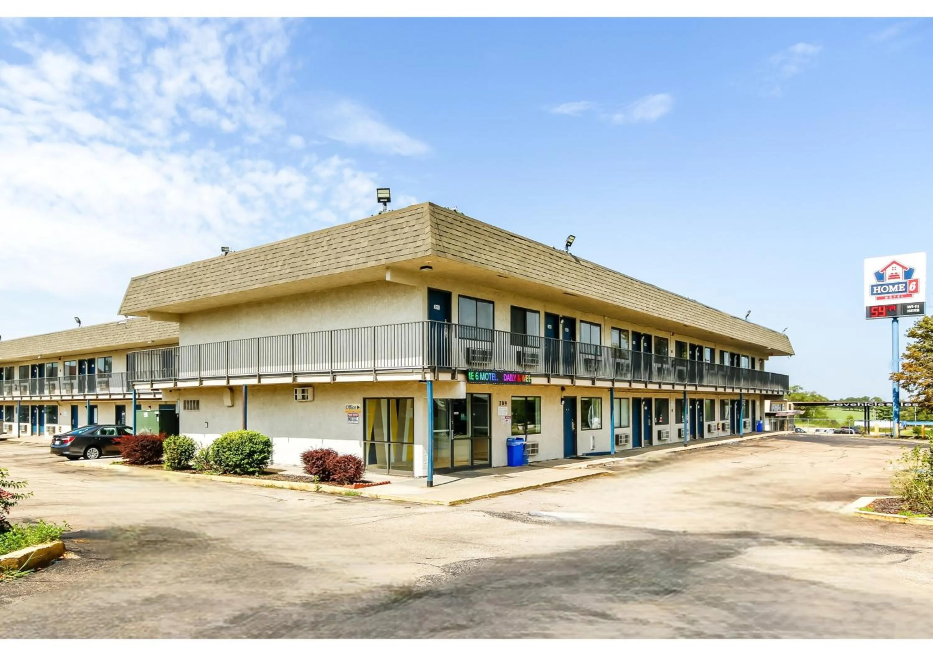 Parking in Home 6 by Townhouse Topeka KS I 70