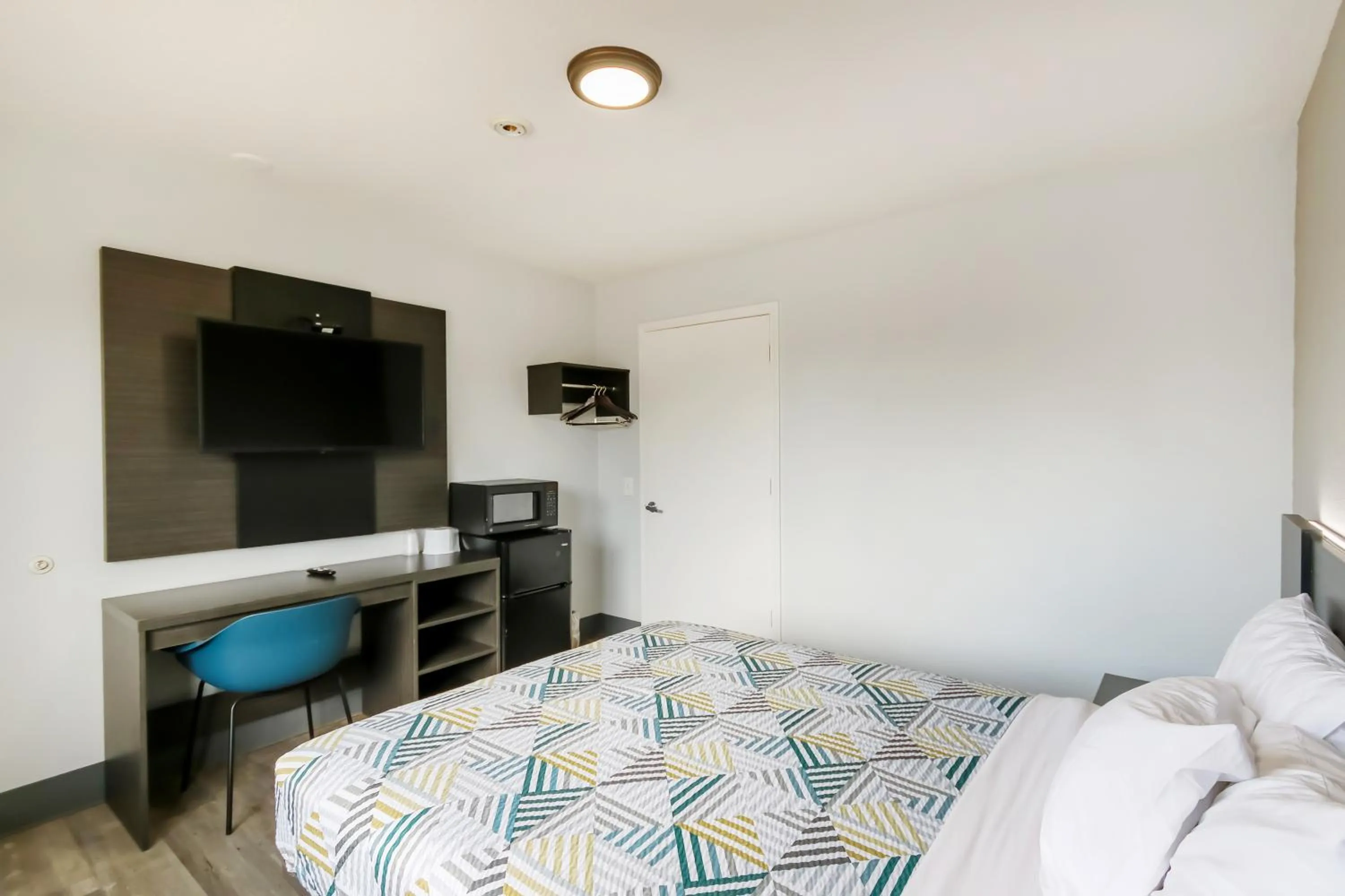 Bedroom, Bed in Home 6 by Townhouse Topeka KS I 70