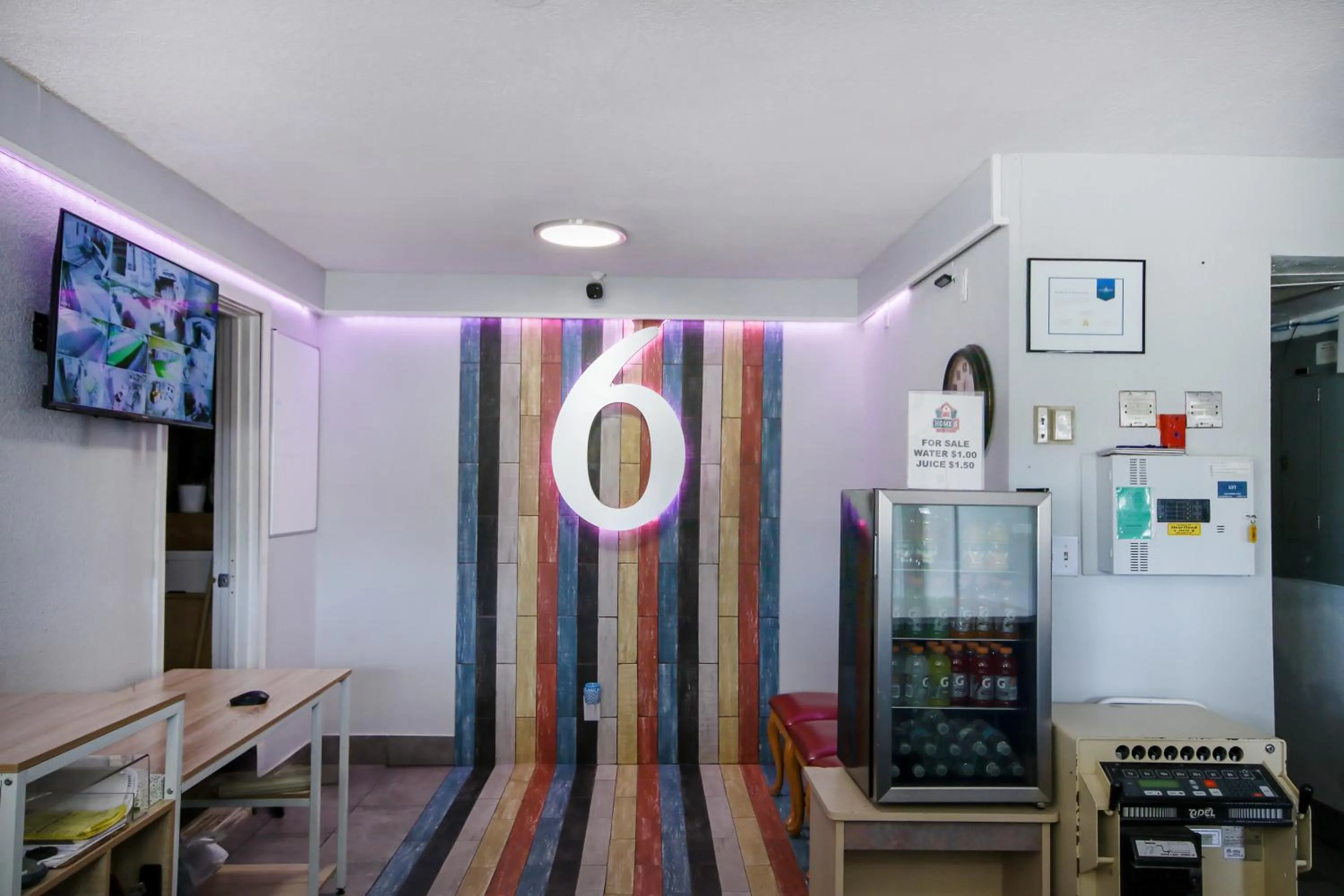 Lobby or reception in Home 6 by Townhouse Topeka KS I 70