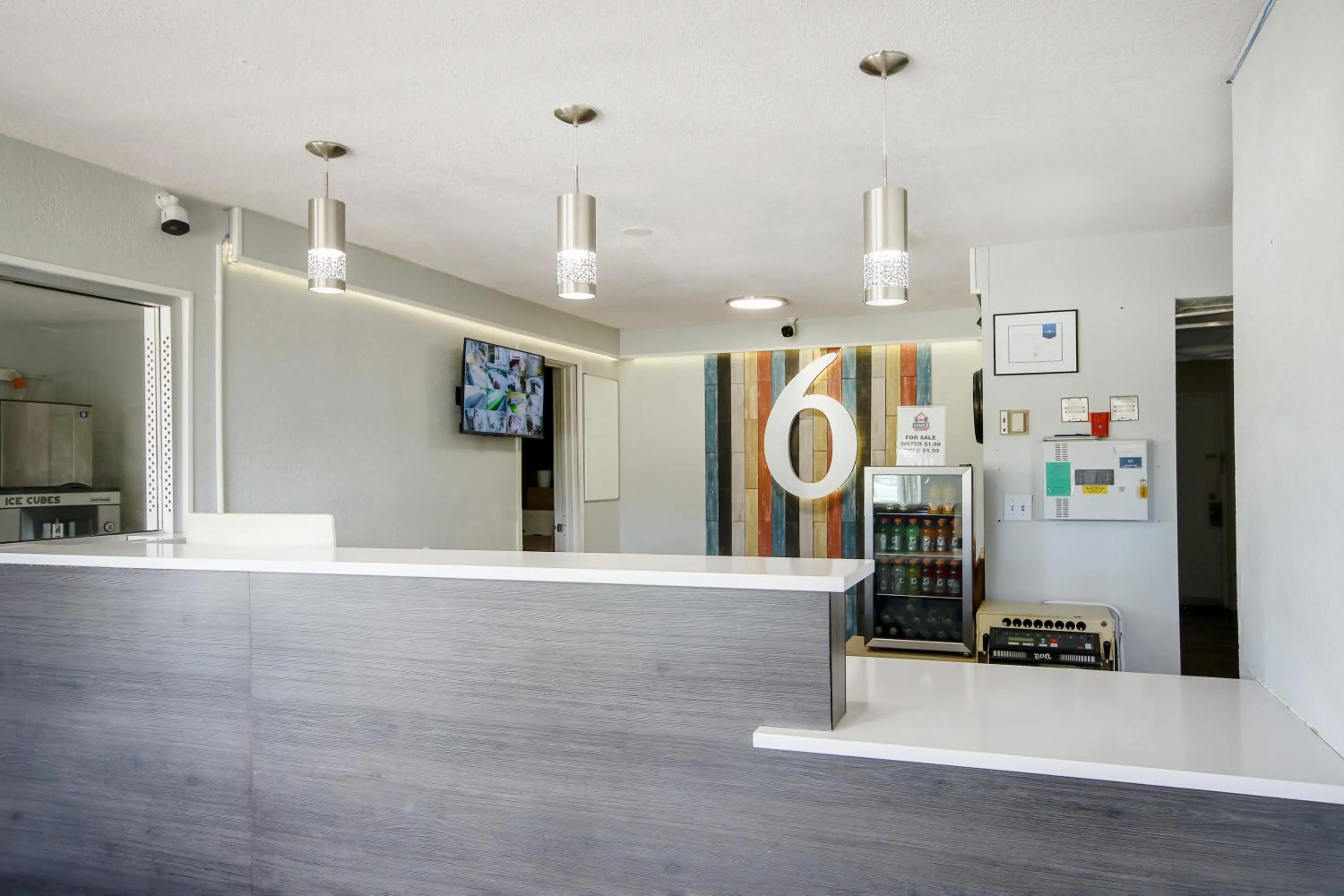 Lobby or reception in Home 6 by Townhouse Topeka KS I 70